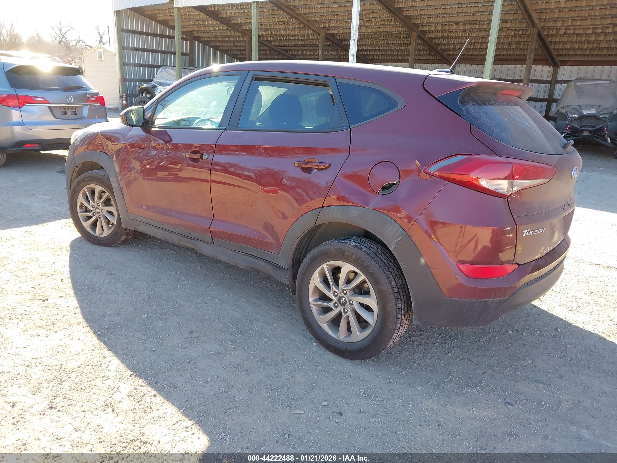 HYUNDAI TUCSON image 3