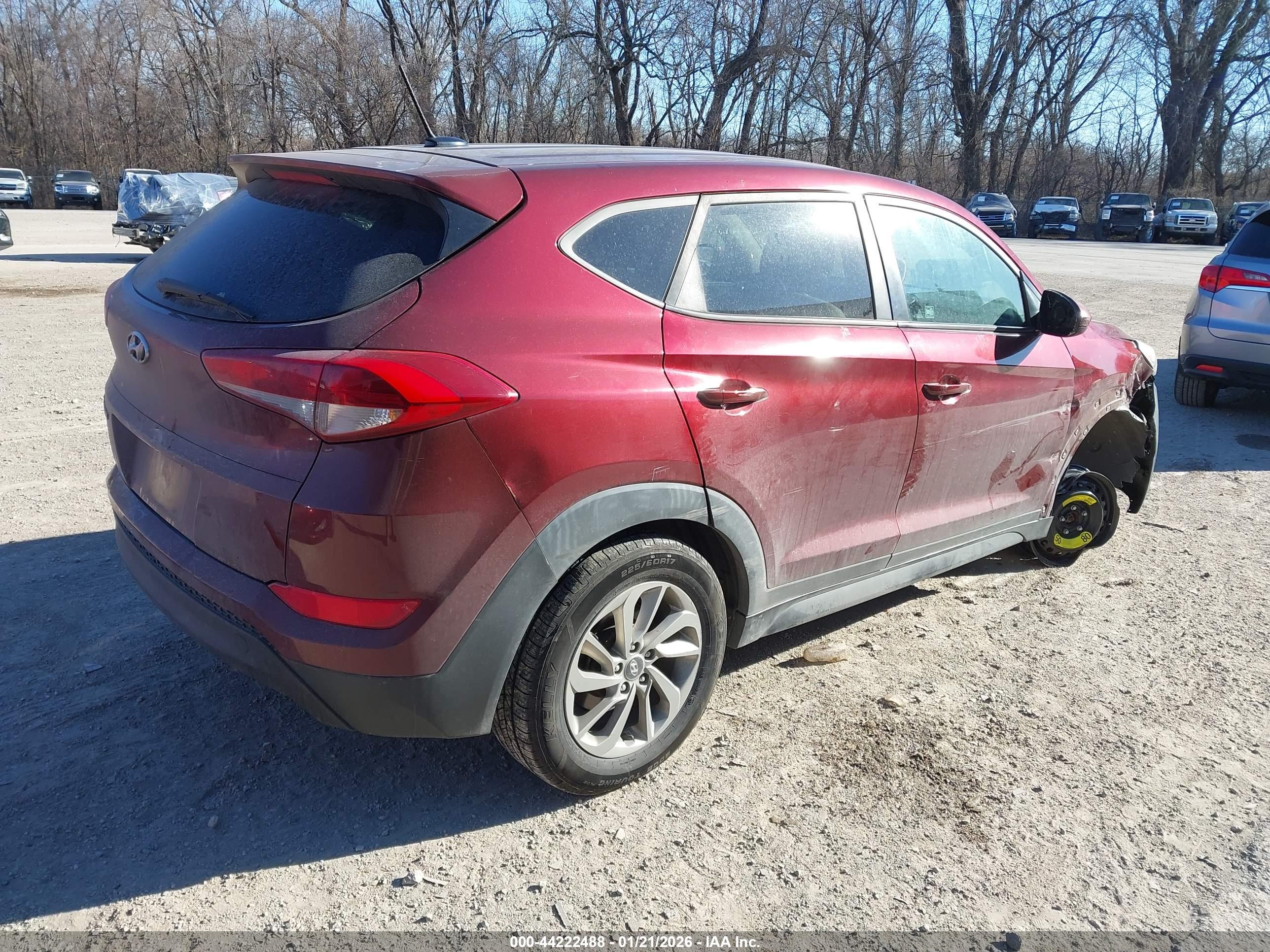 HYUNDAI TUCSON image 4