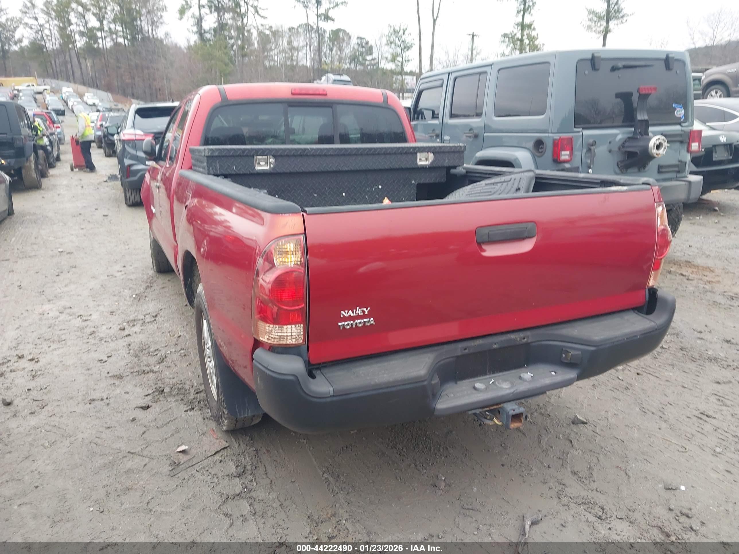 TOYOTA TACOMA image 3