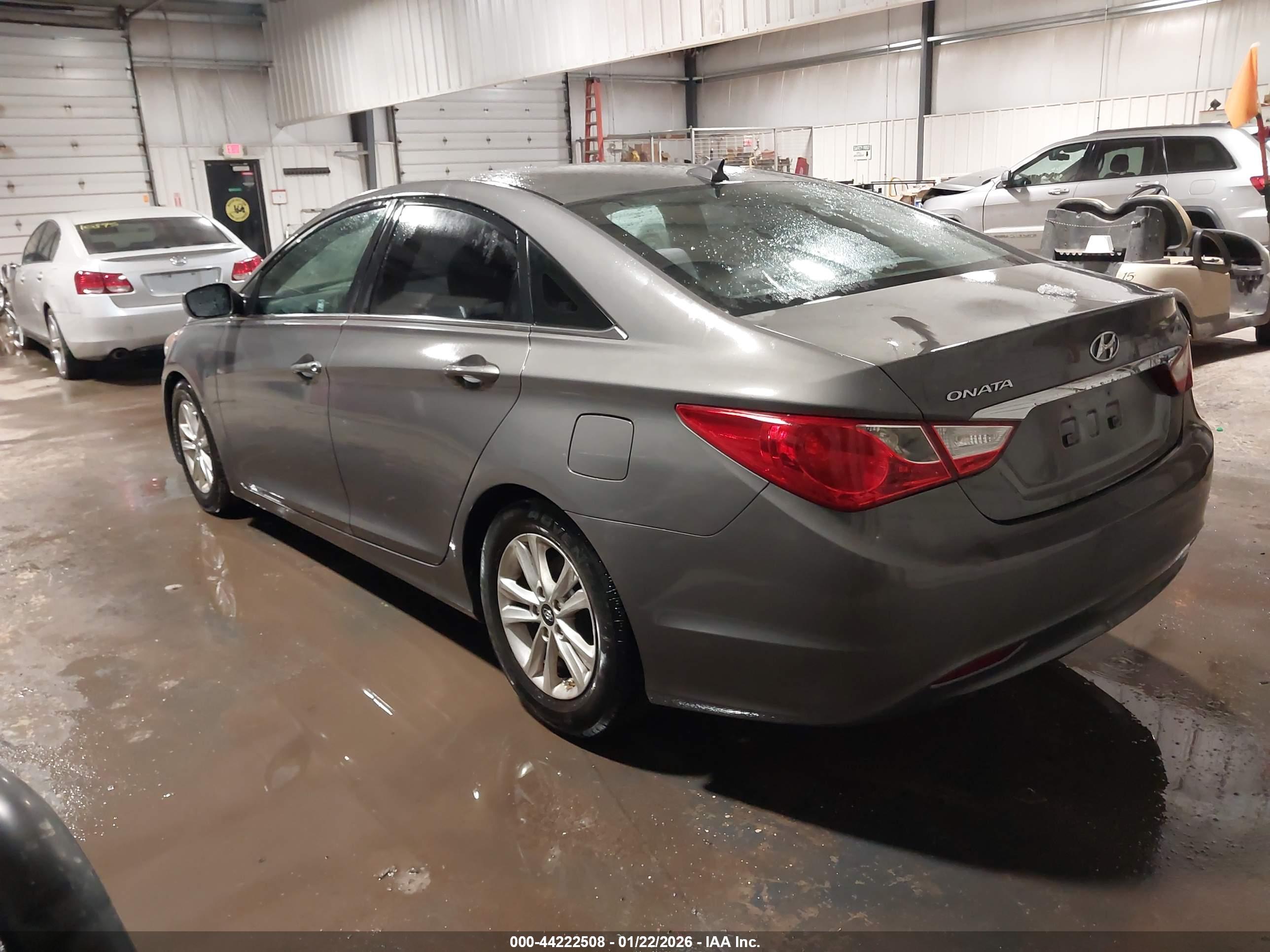 HYUNDAI SONATA image 3