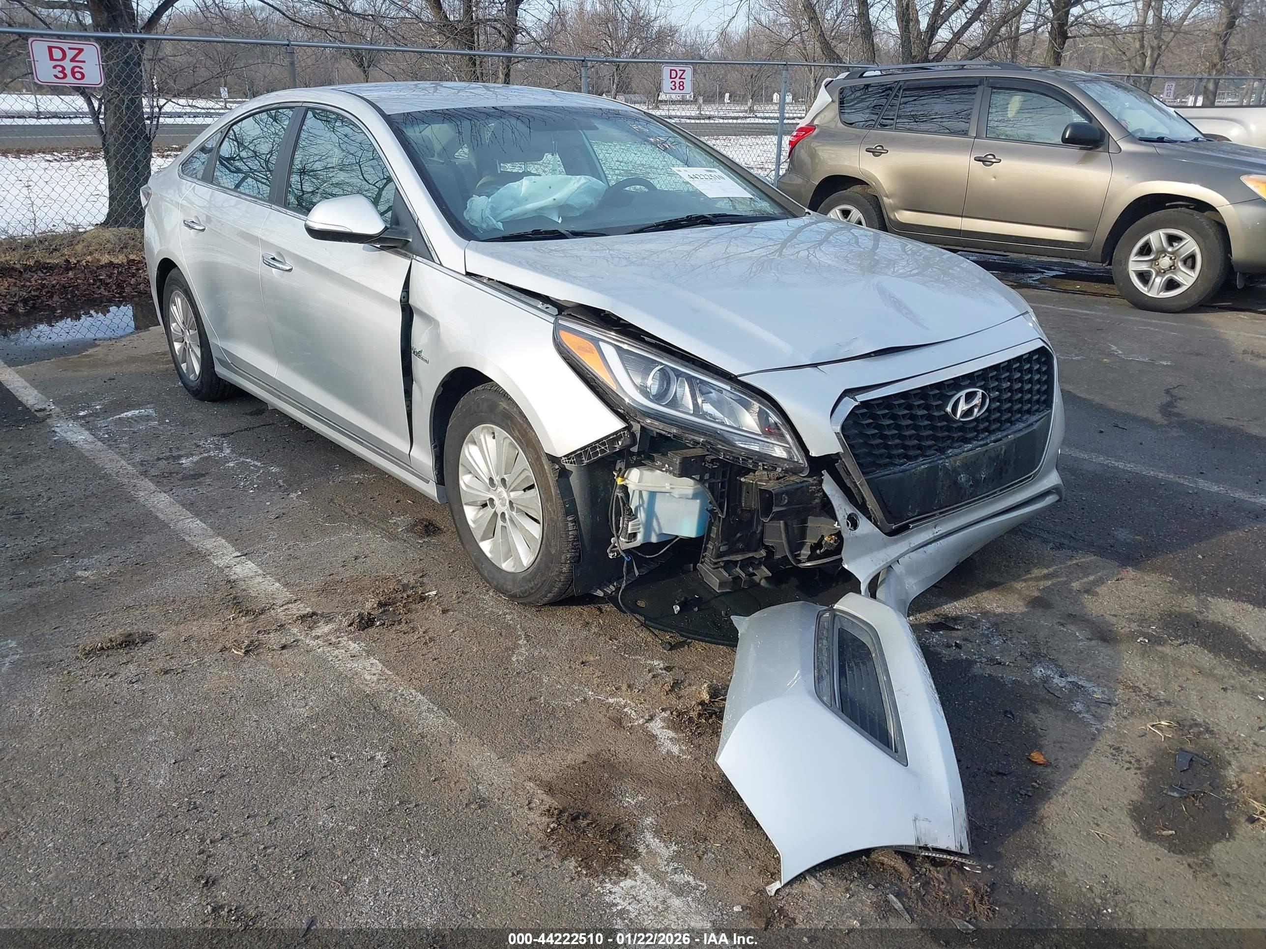 HYUNDAI SONATA image 6