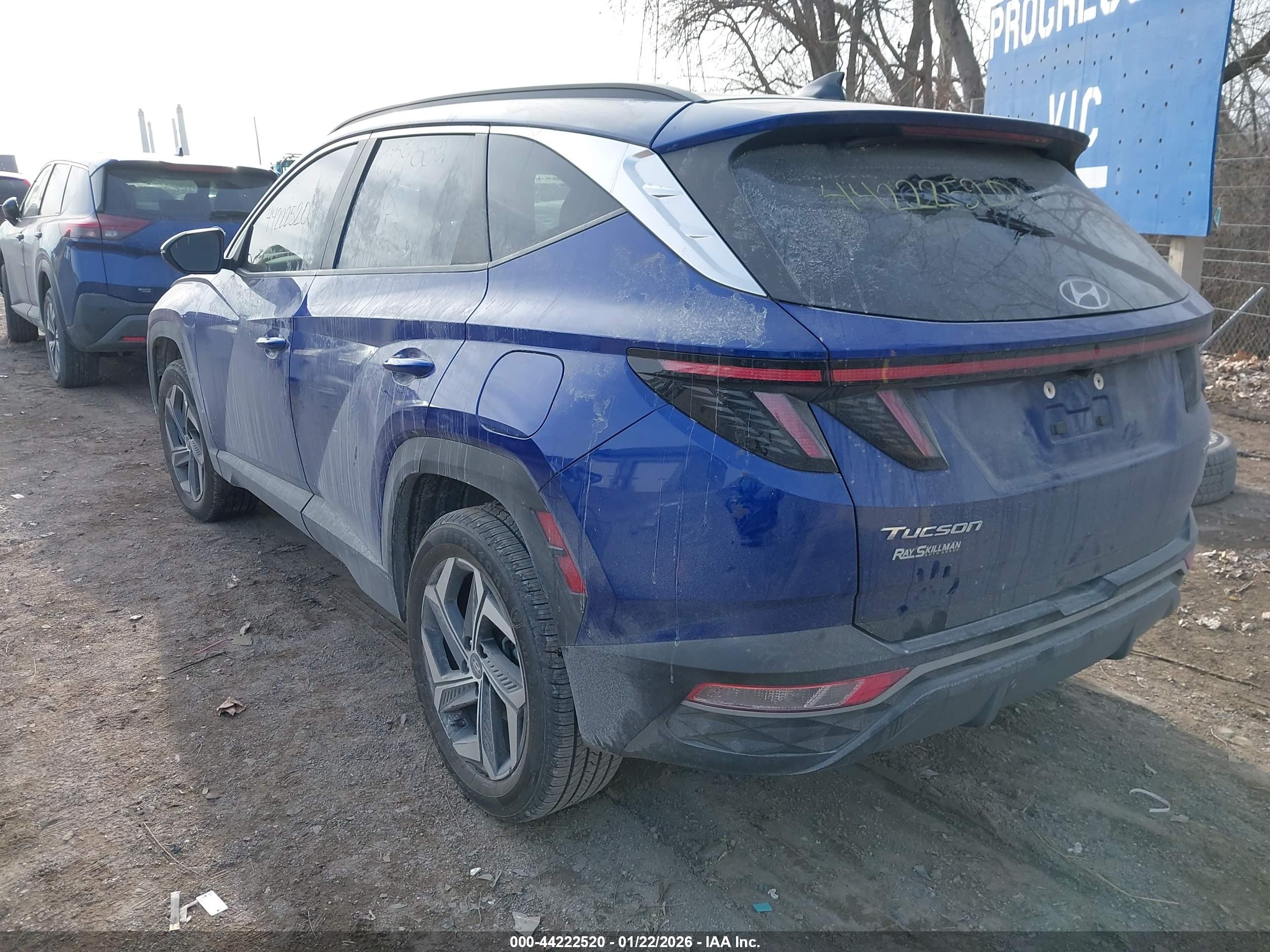 HYUNDAI TUCSON image 3