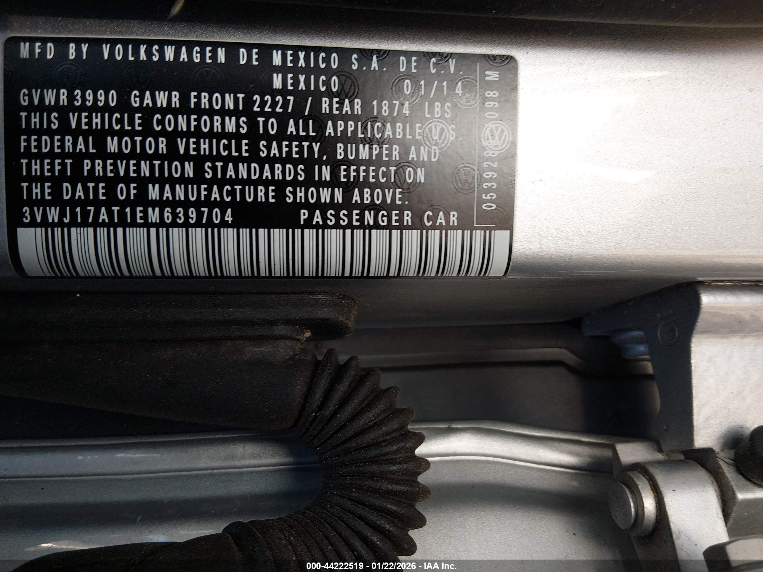 VOLKSWAGEN BEETLE image 9