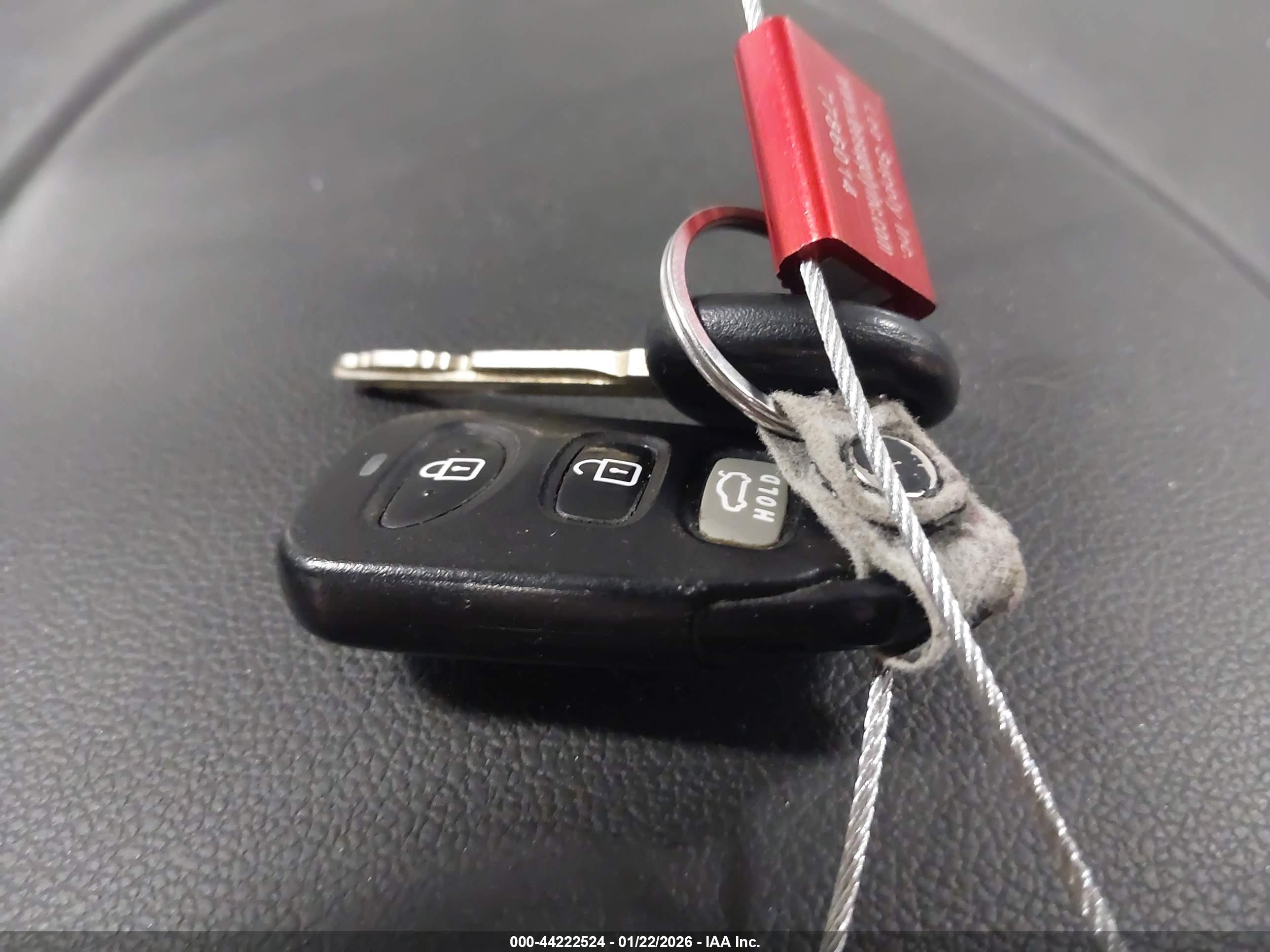 HYUNDAI ELANTRA image 11