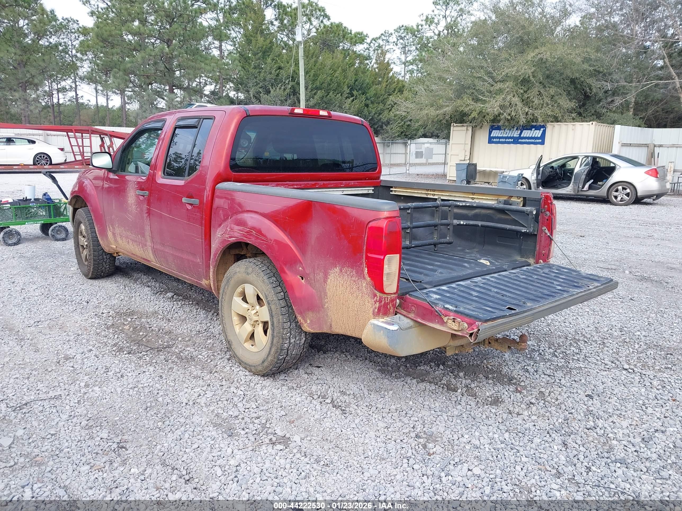 NISSAN FRONTIER image 3