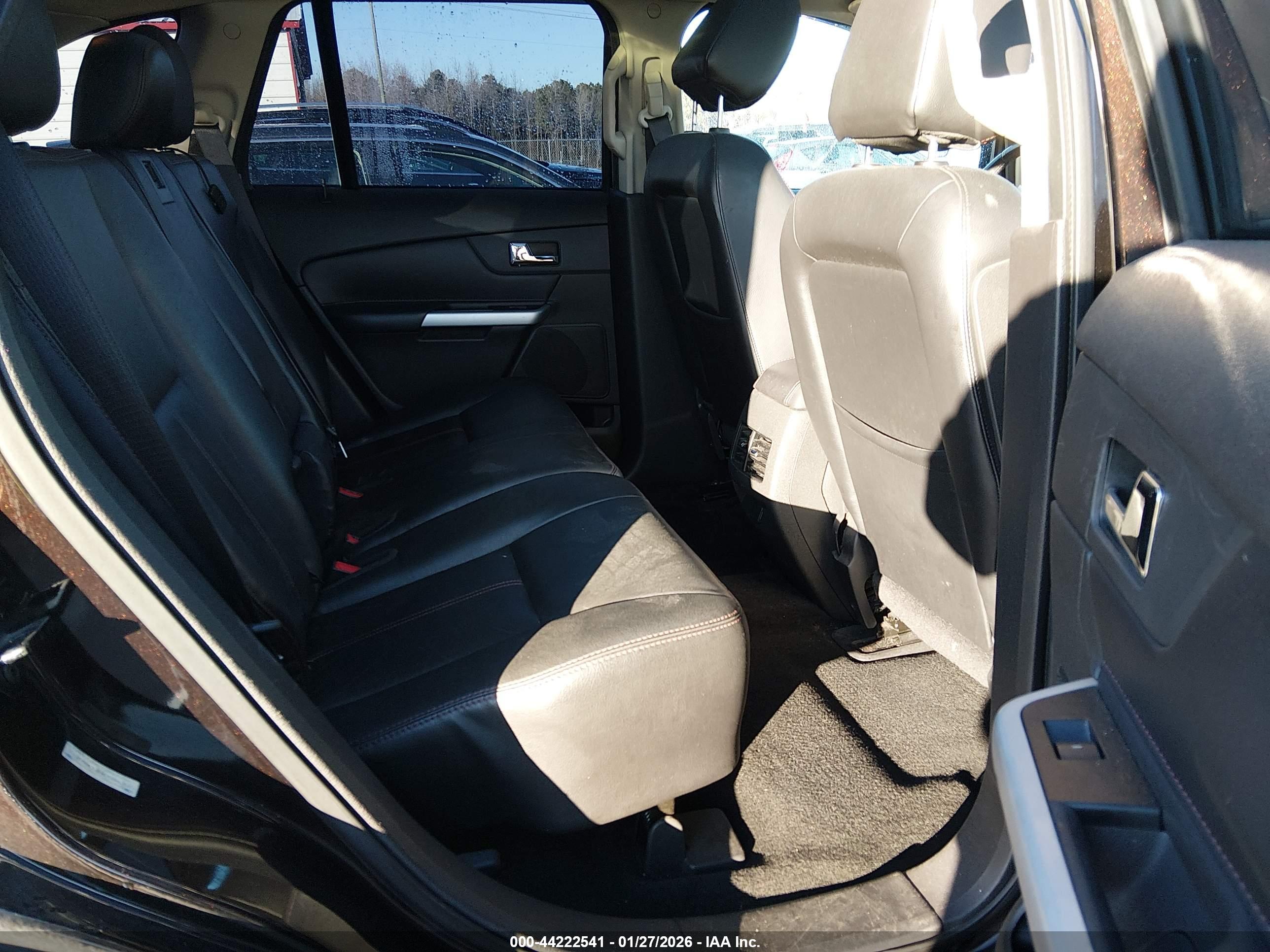 FORD EDGE image 8