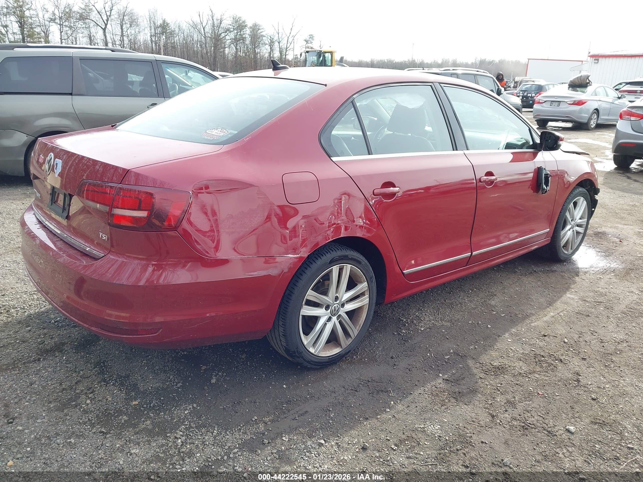 VOLKSWAGEN JETTA image 4