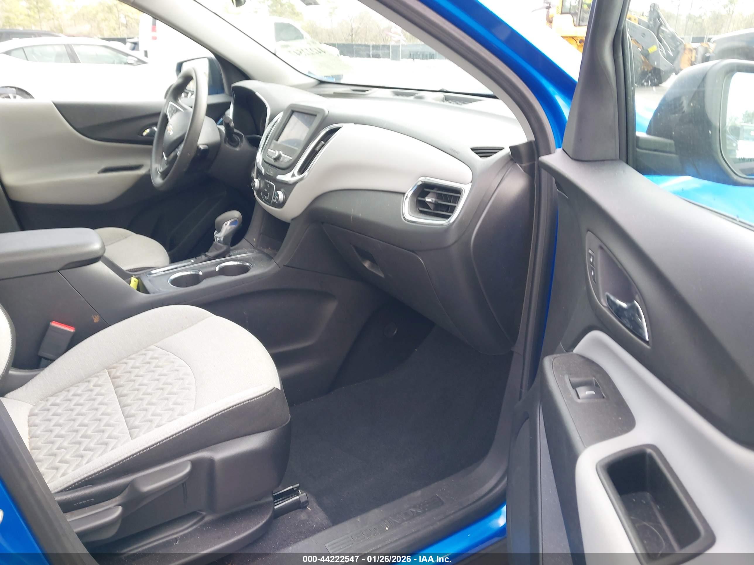 CHEVROLET EQUINOX image 5