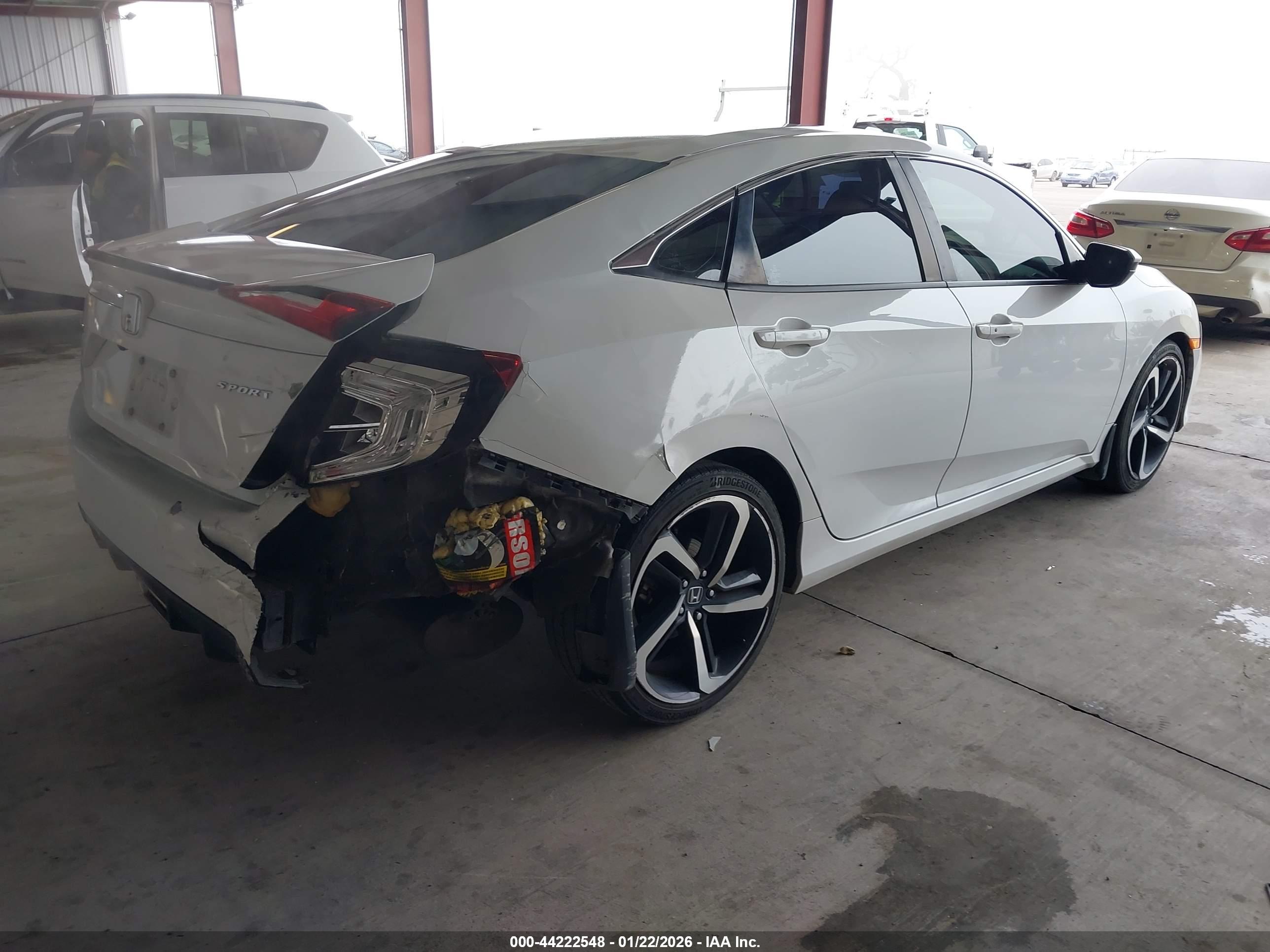 HONDA CIVIC image 4