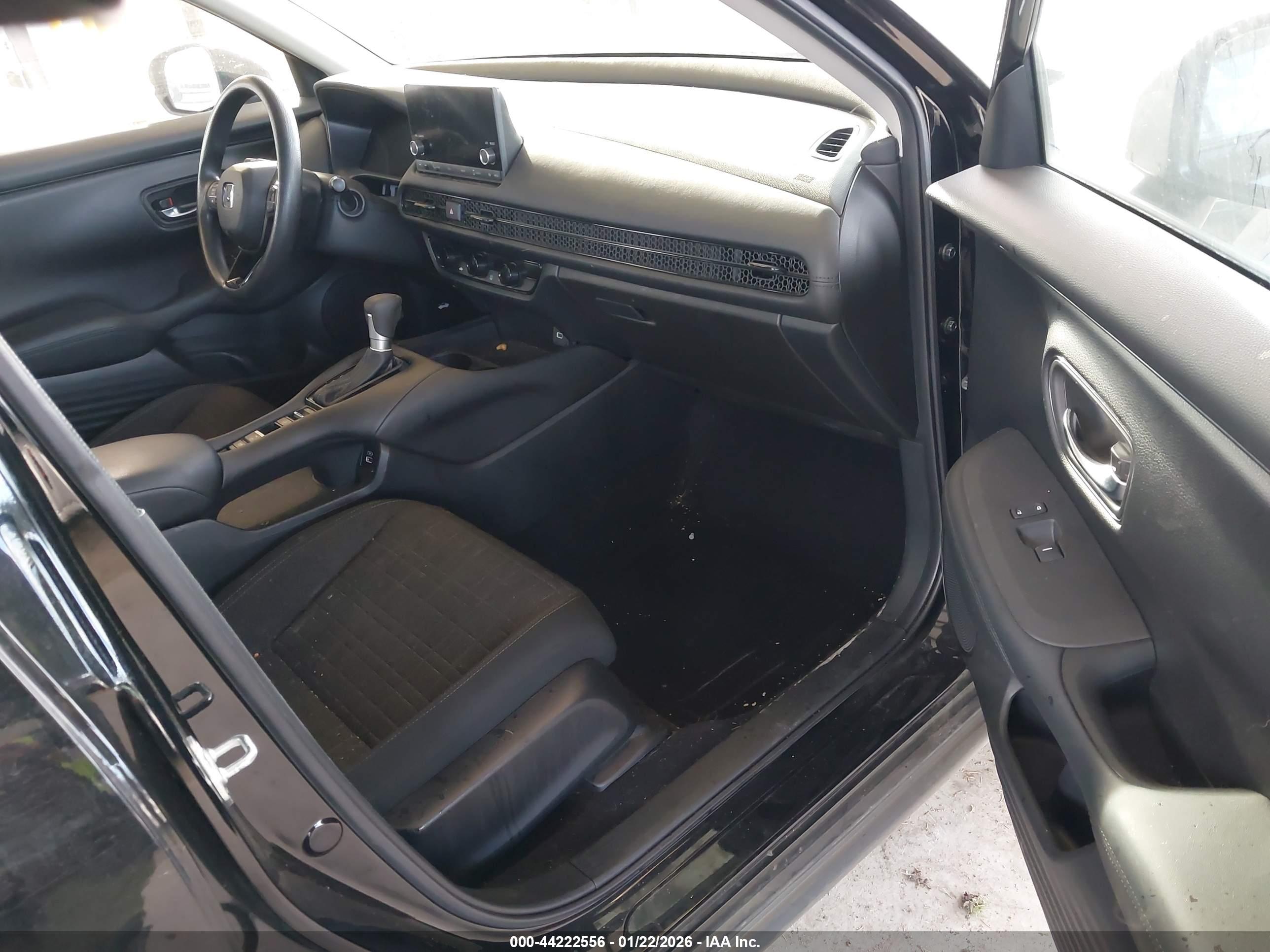 HONDA HR-V image 5