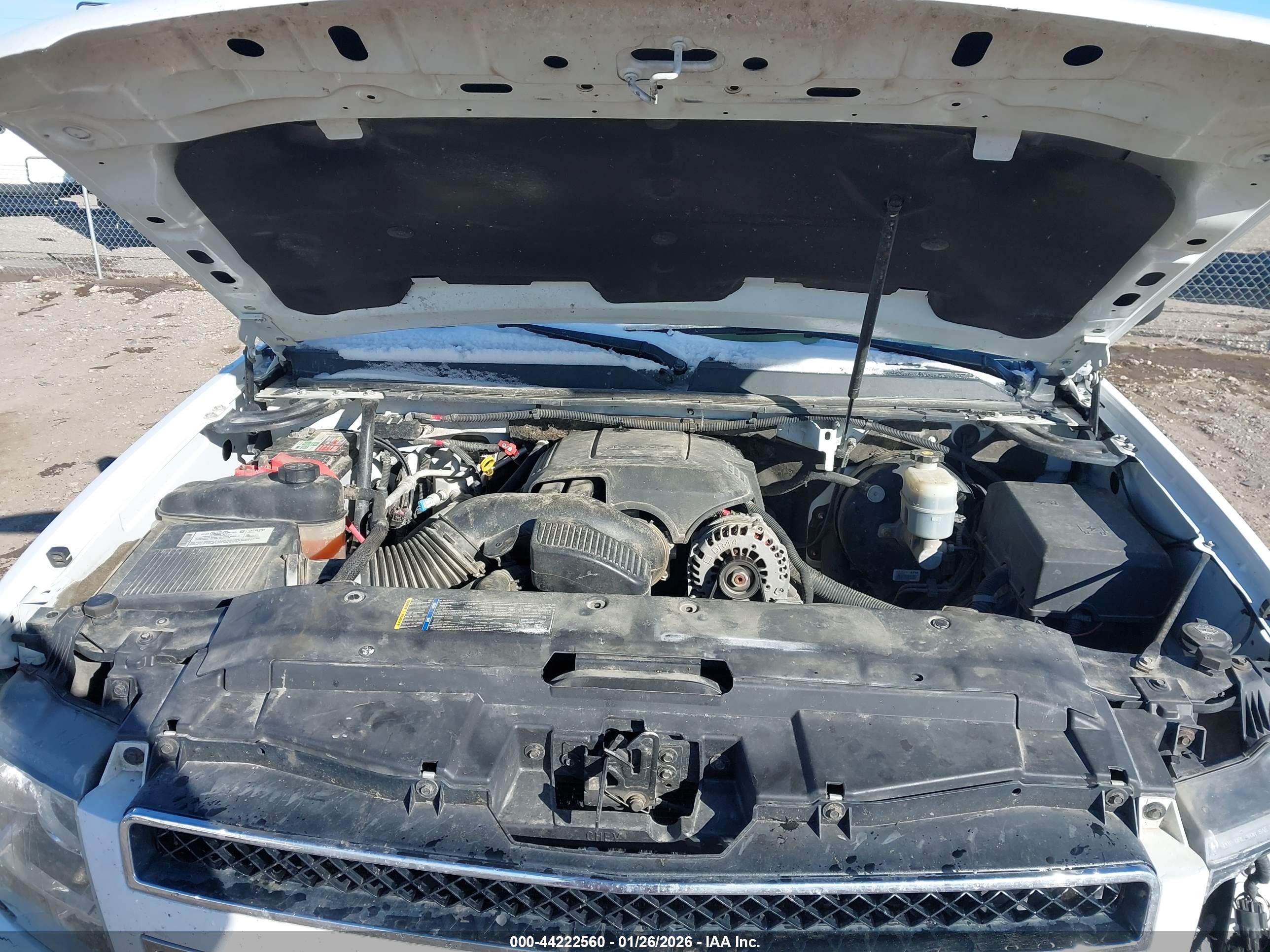 CHEVROLET SUBURBAN image 10