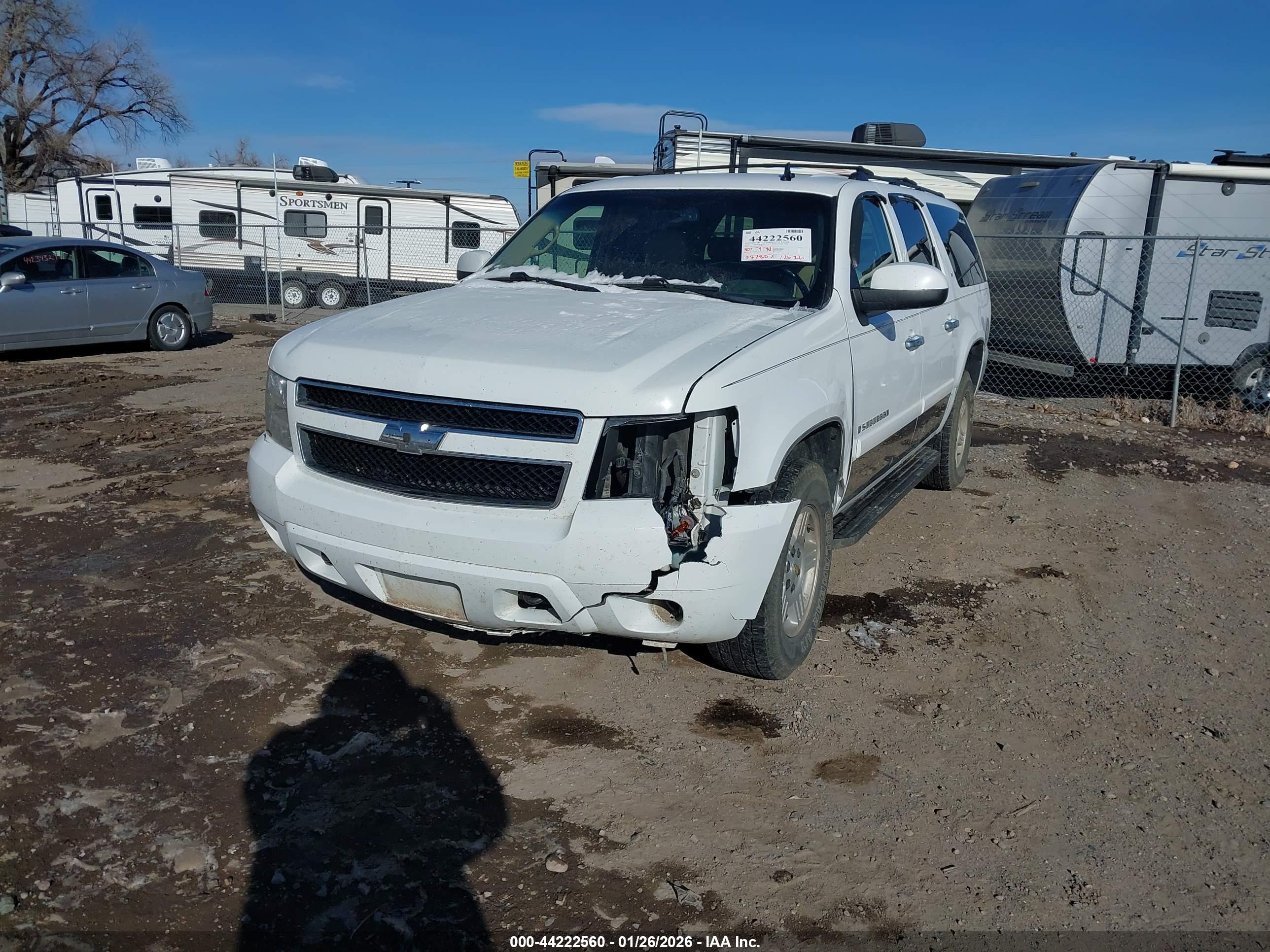 CHEVROLET SUBURBAN image 6