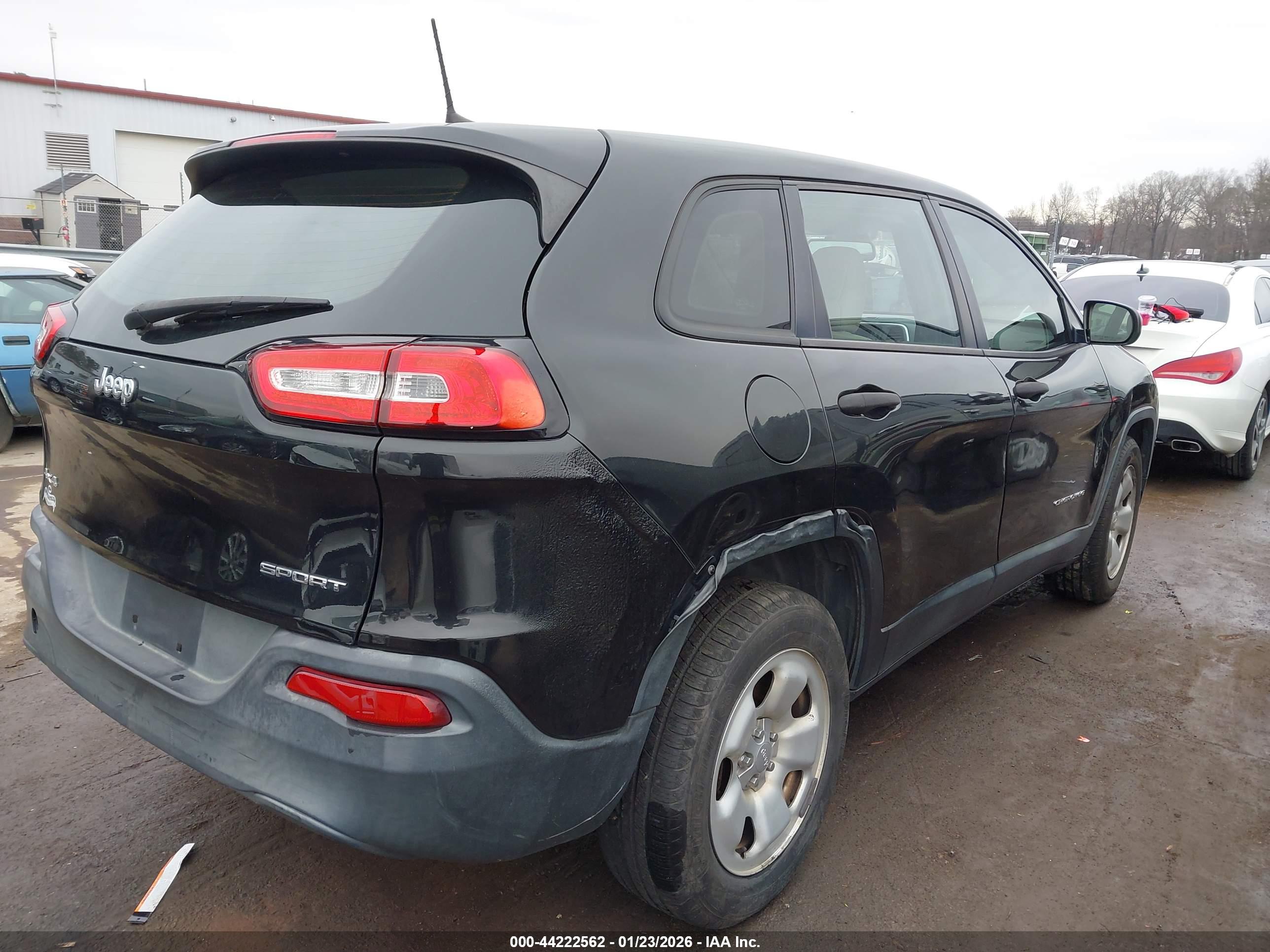 JEEP CHEROKEE image 4