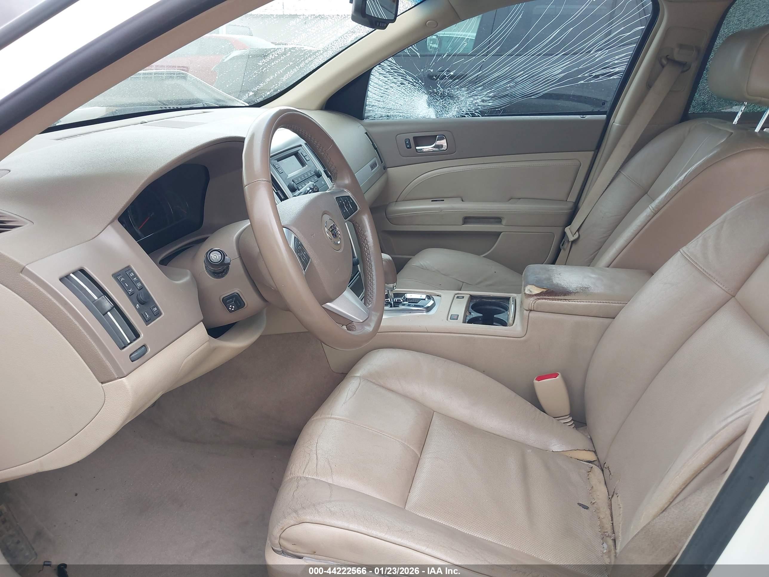CADILLAC STS image 5
