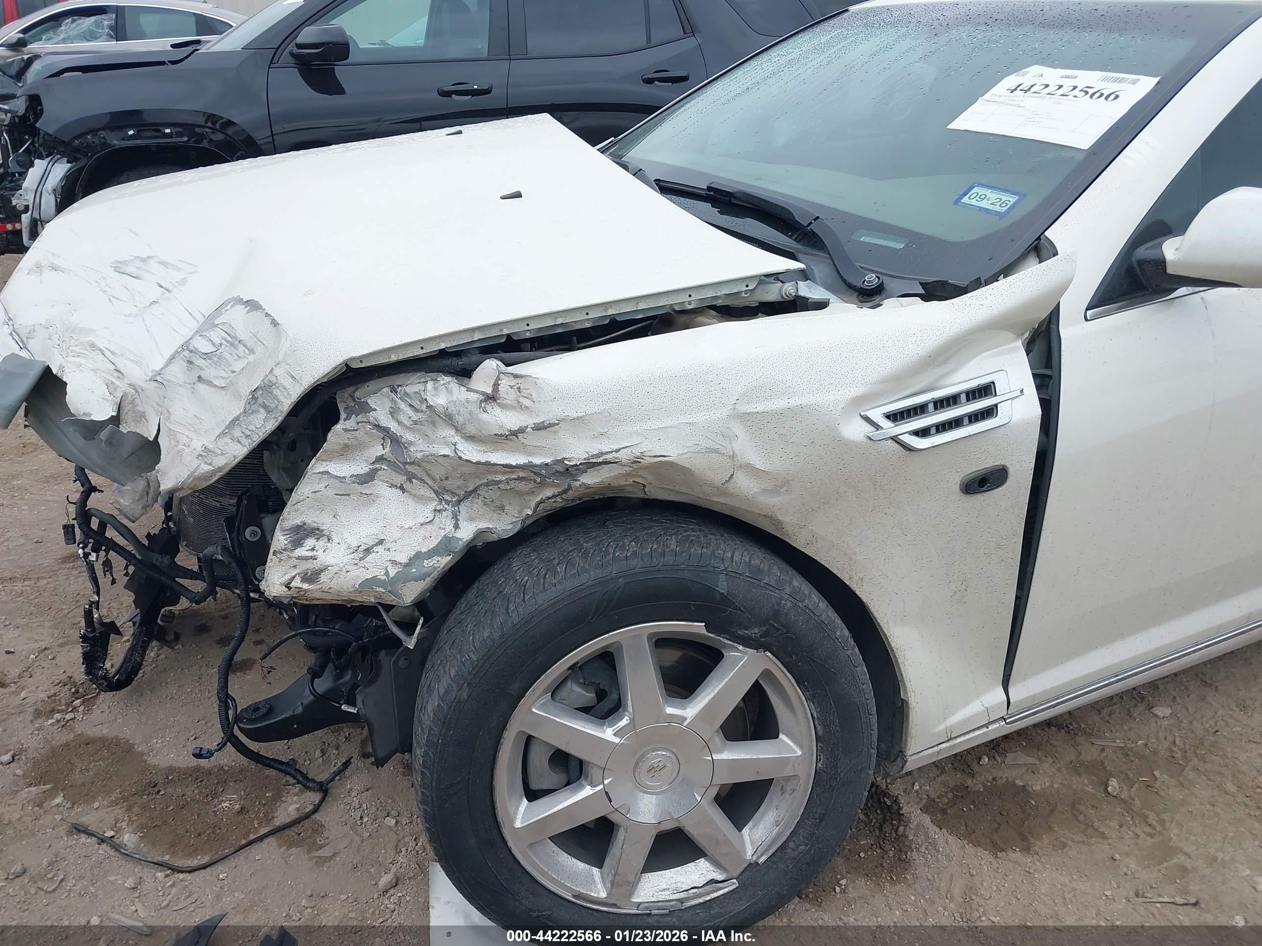 CADILLAC STS image 6