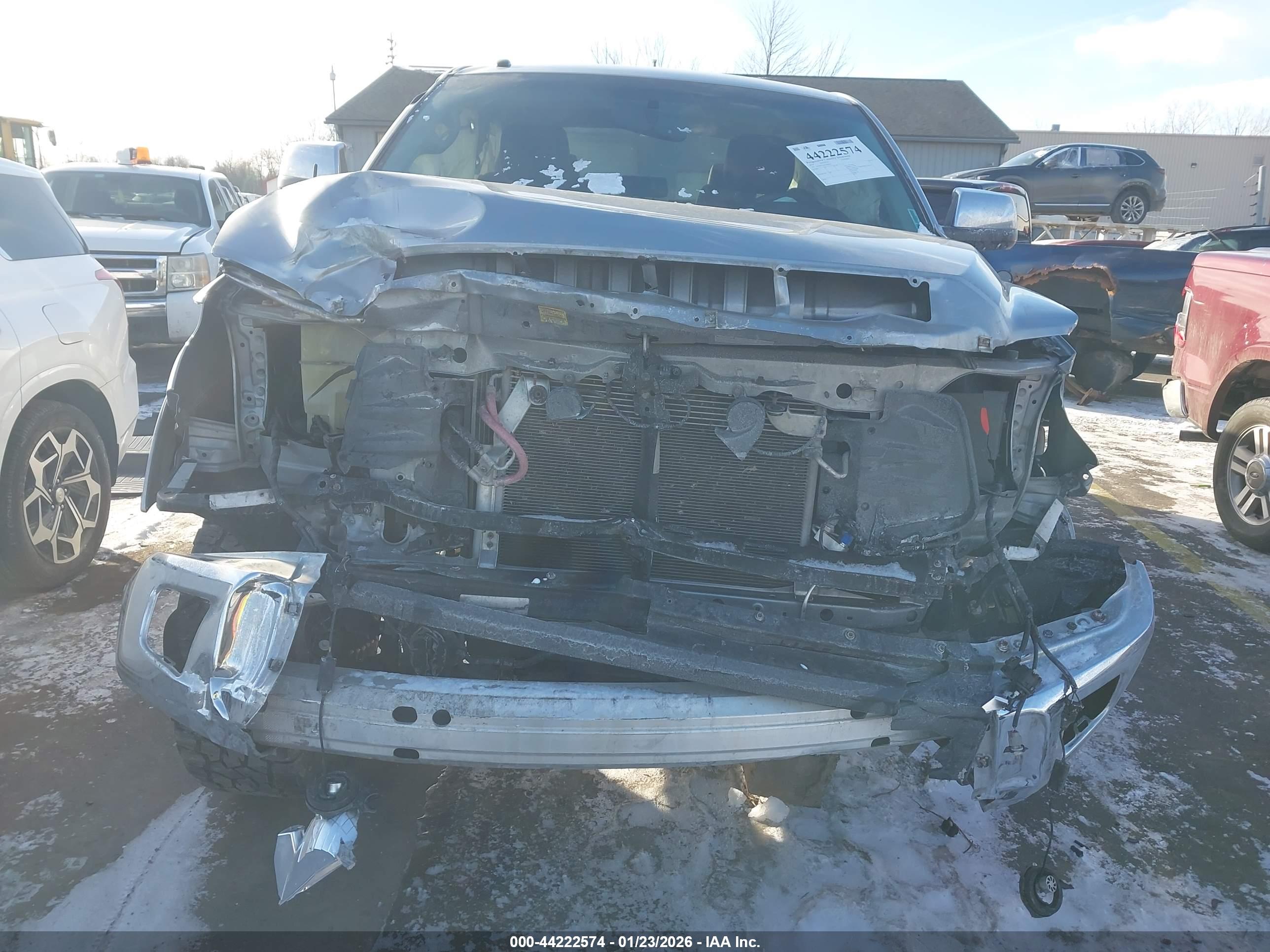 TOYOTA TUNDRA image 6