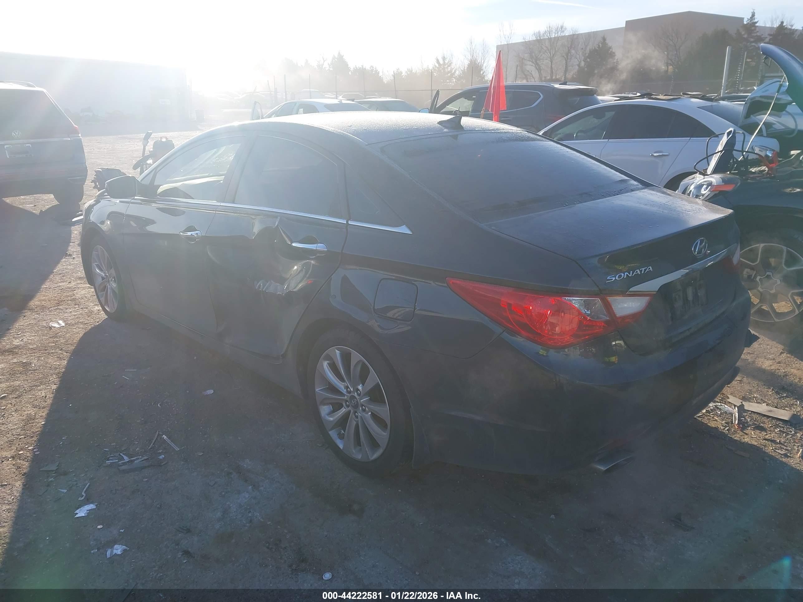 HYUNDAI SONATA image 3
