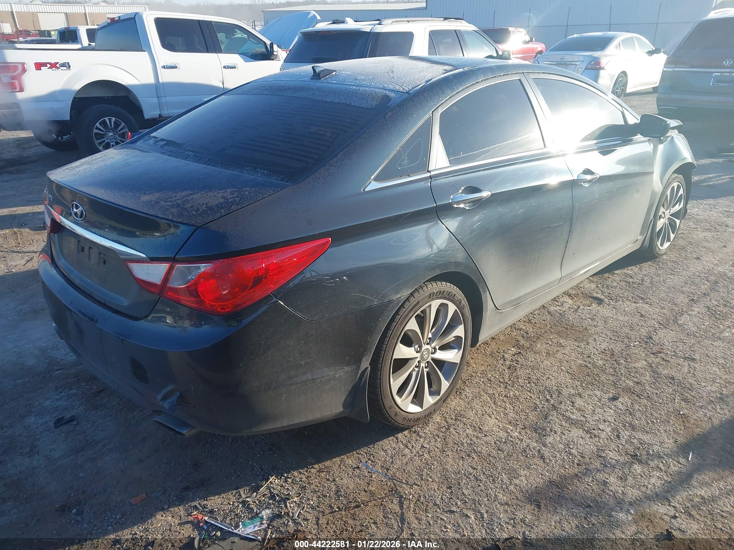 HYUNDAI SONATA image 4
