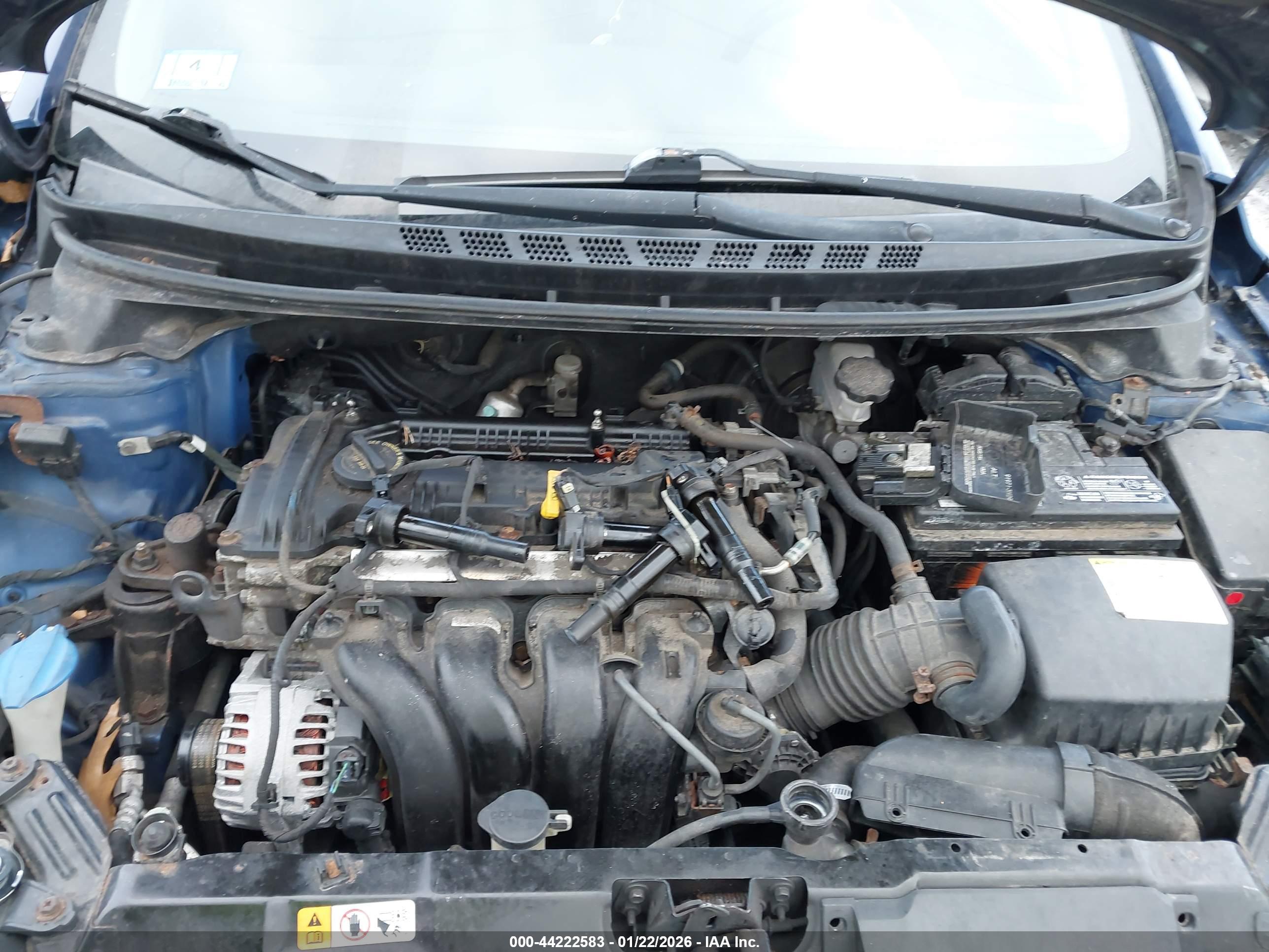 HYUNDAI ELANTRA image 10