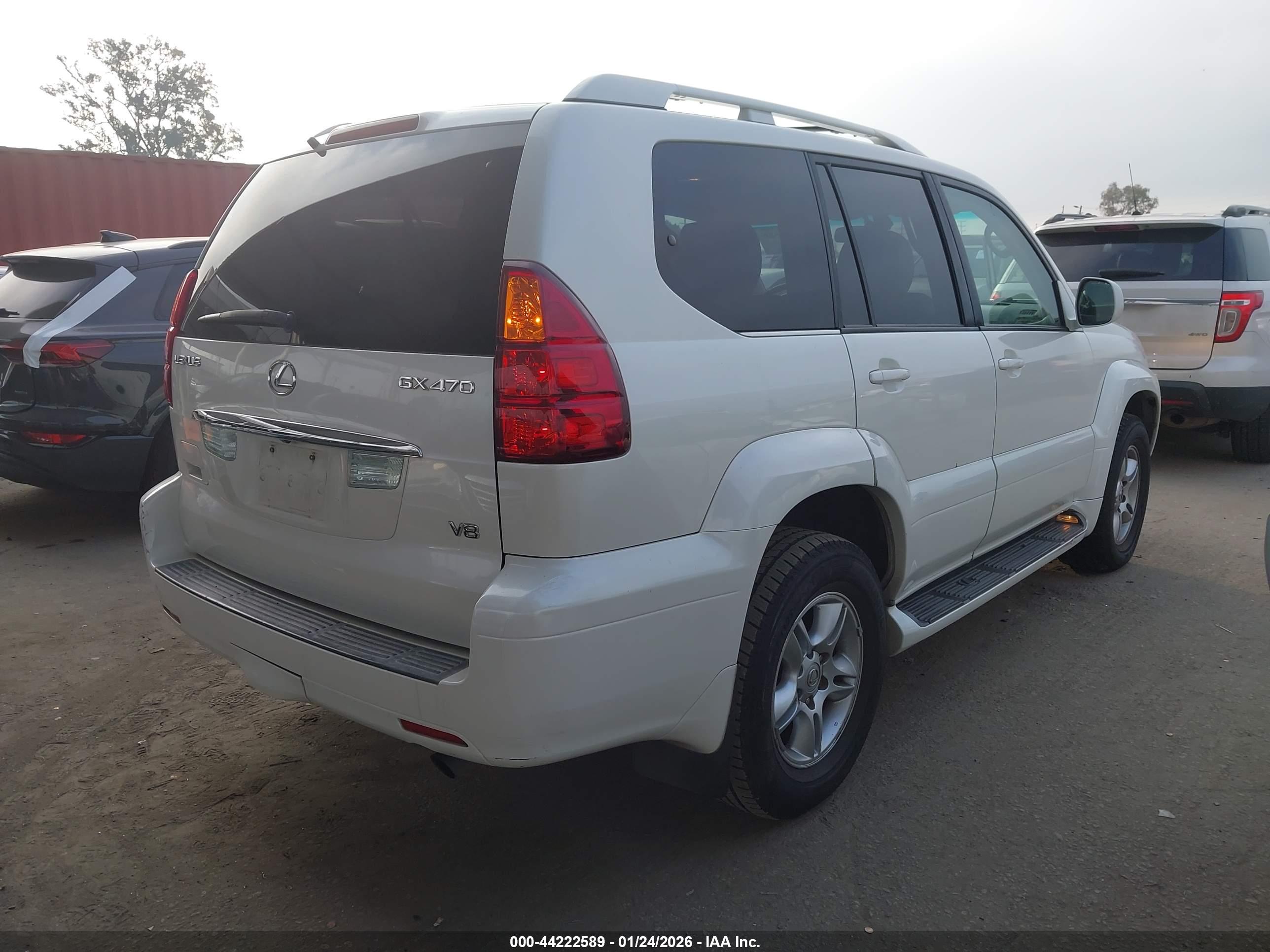 LEXUS GX image 4