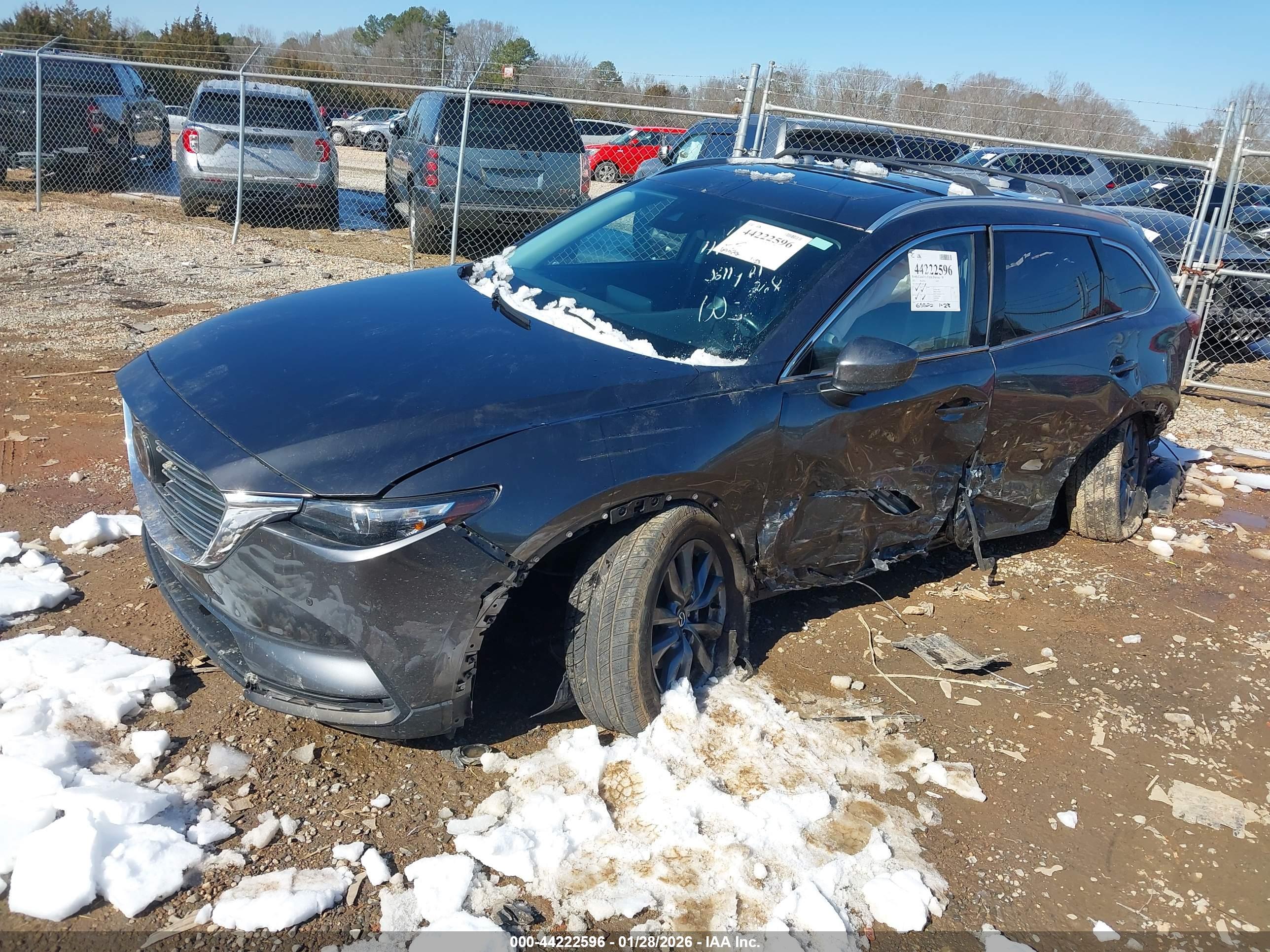 MAZDA CX-9 image 2