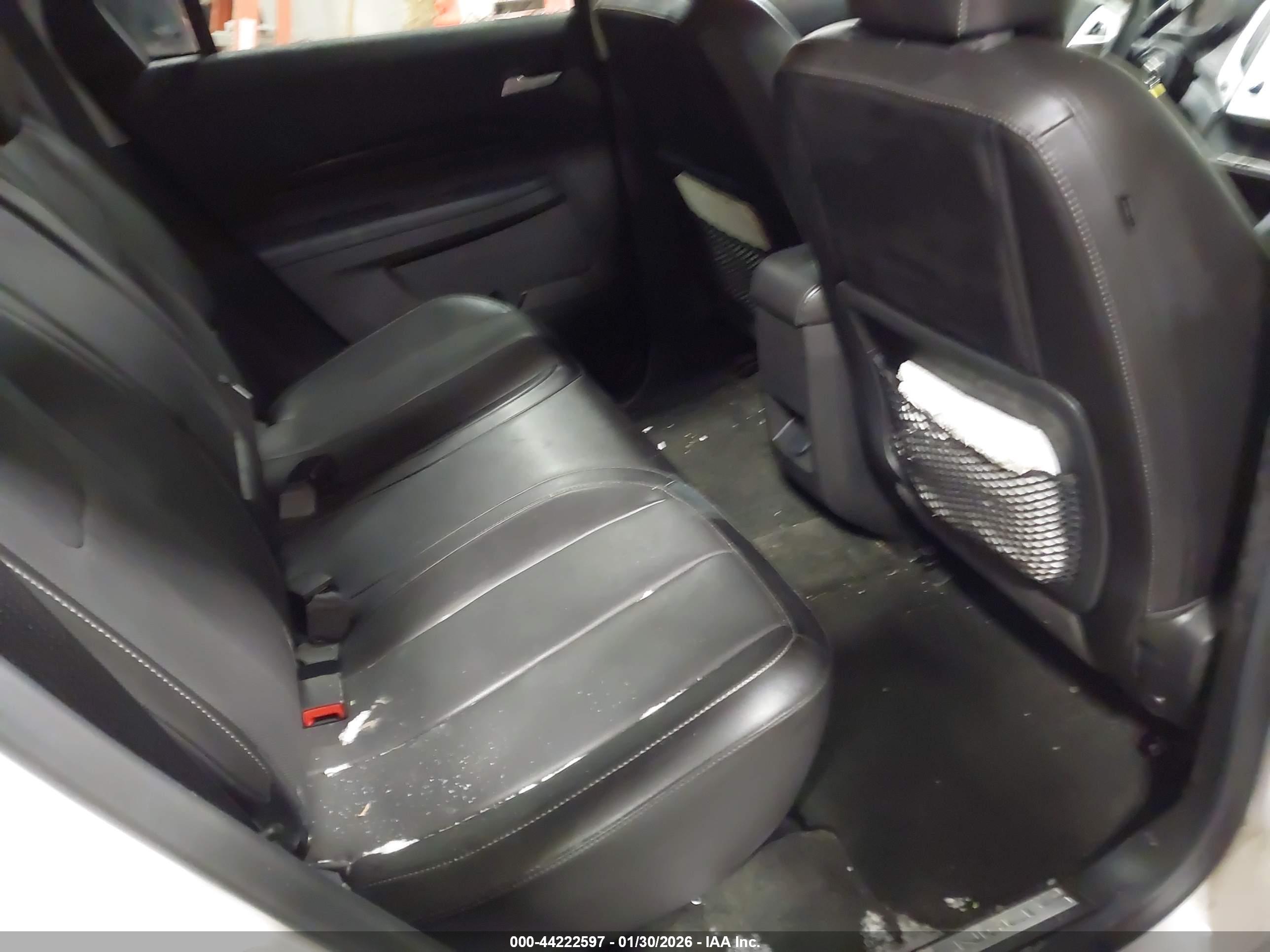 GMC TERRAIN image 8