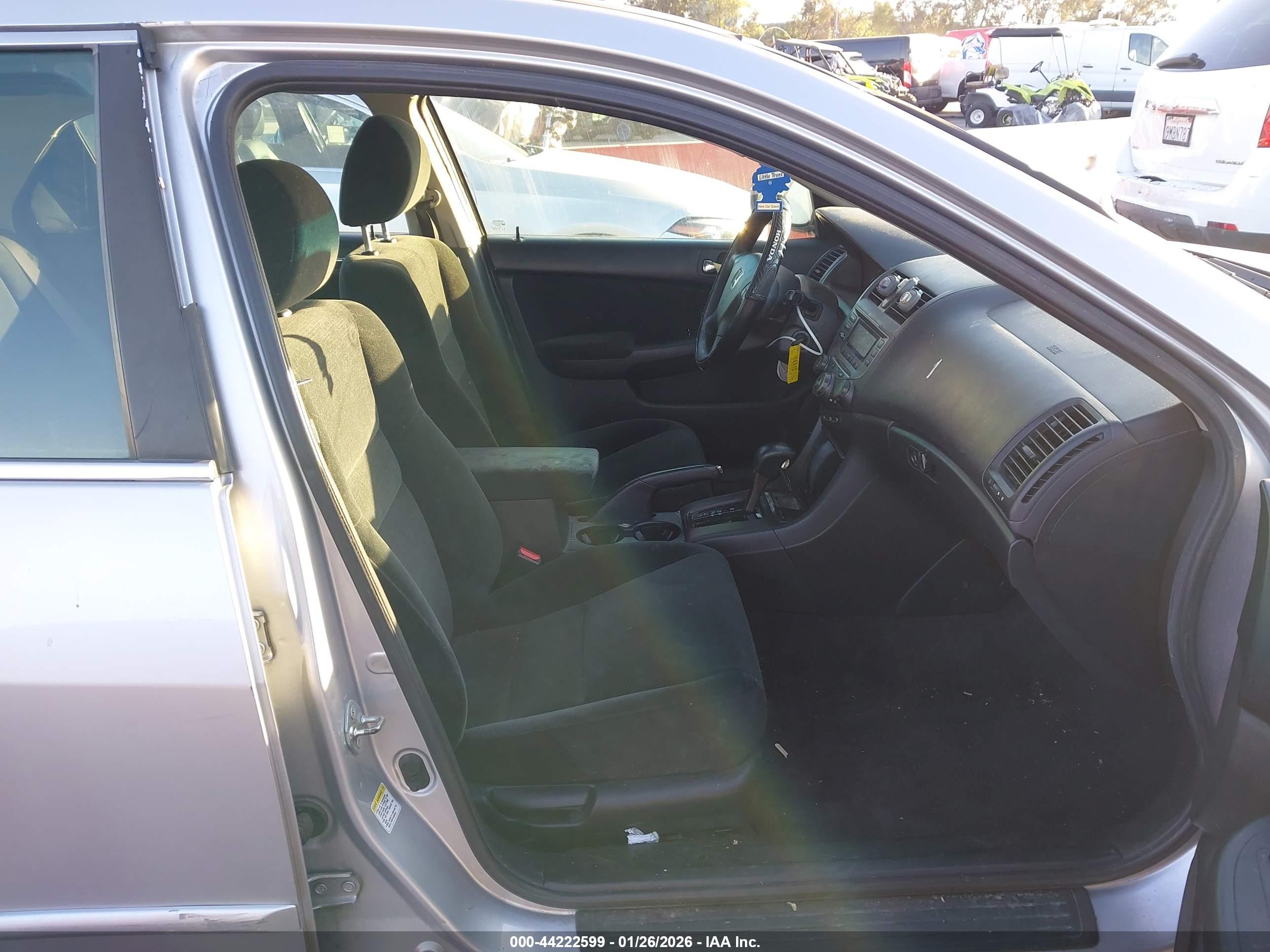 HONDA ACCORD image 5