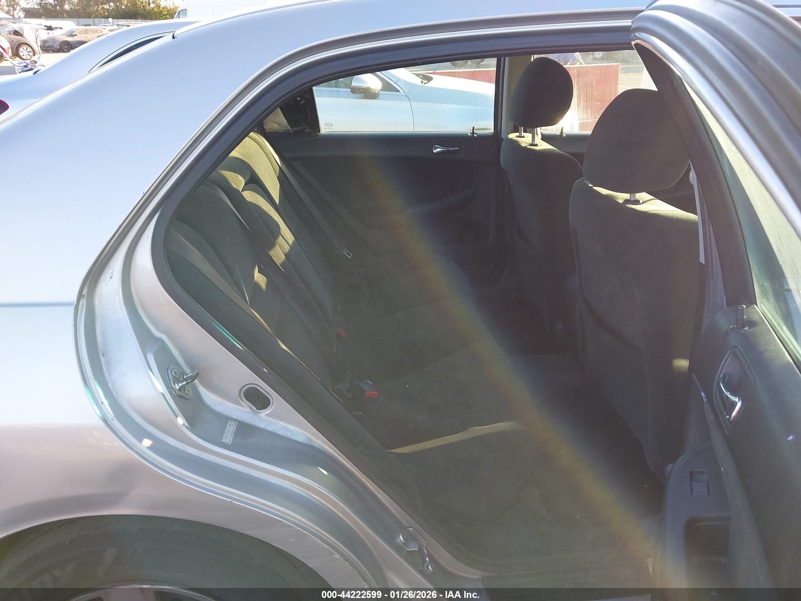 HONDA ACCORD image 8
