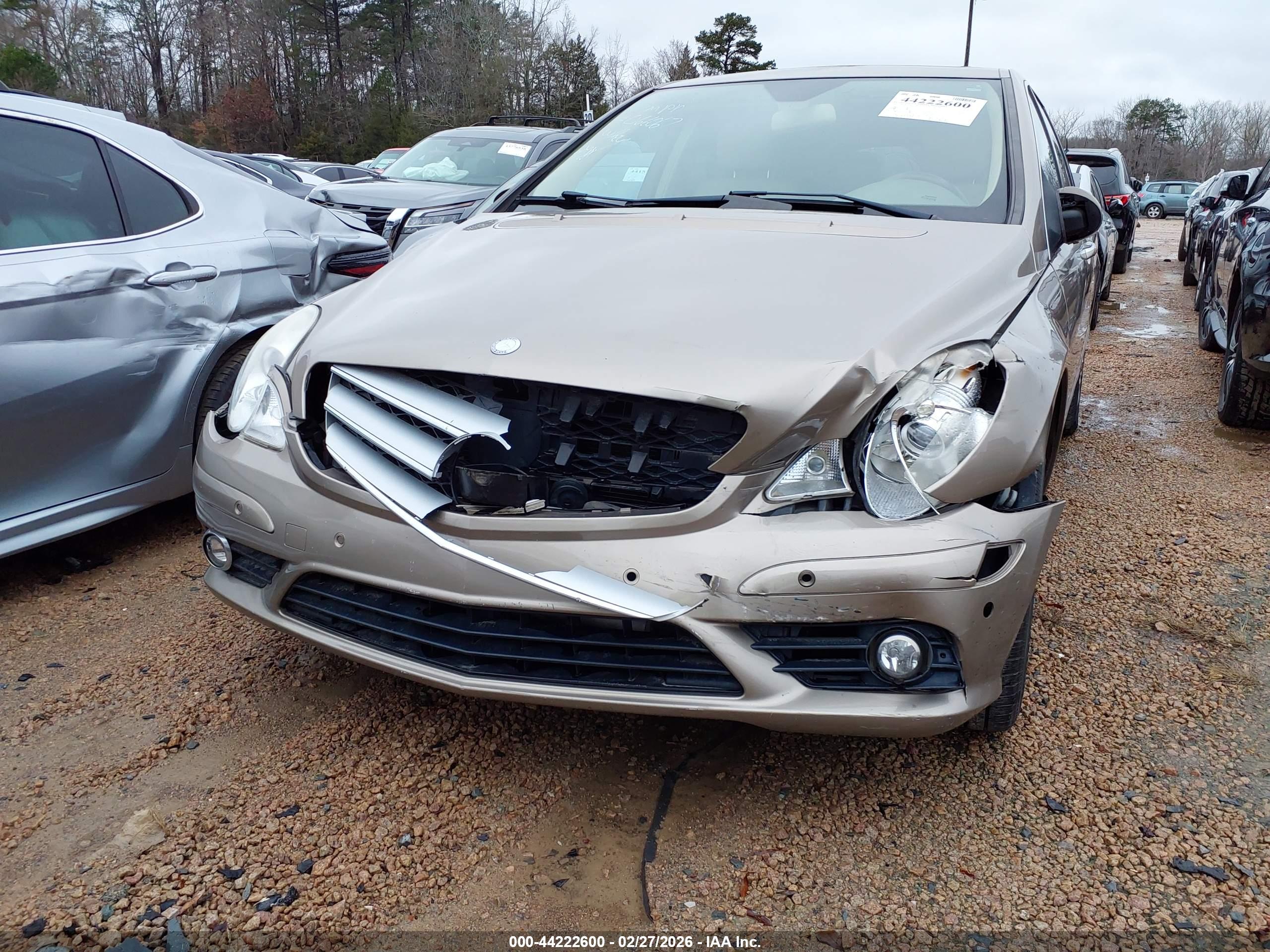 MERCEDES-BENZ R image 6