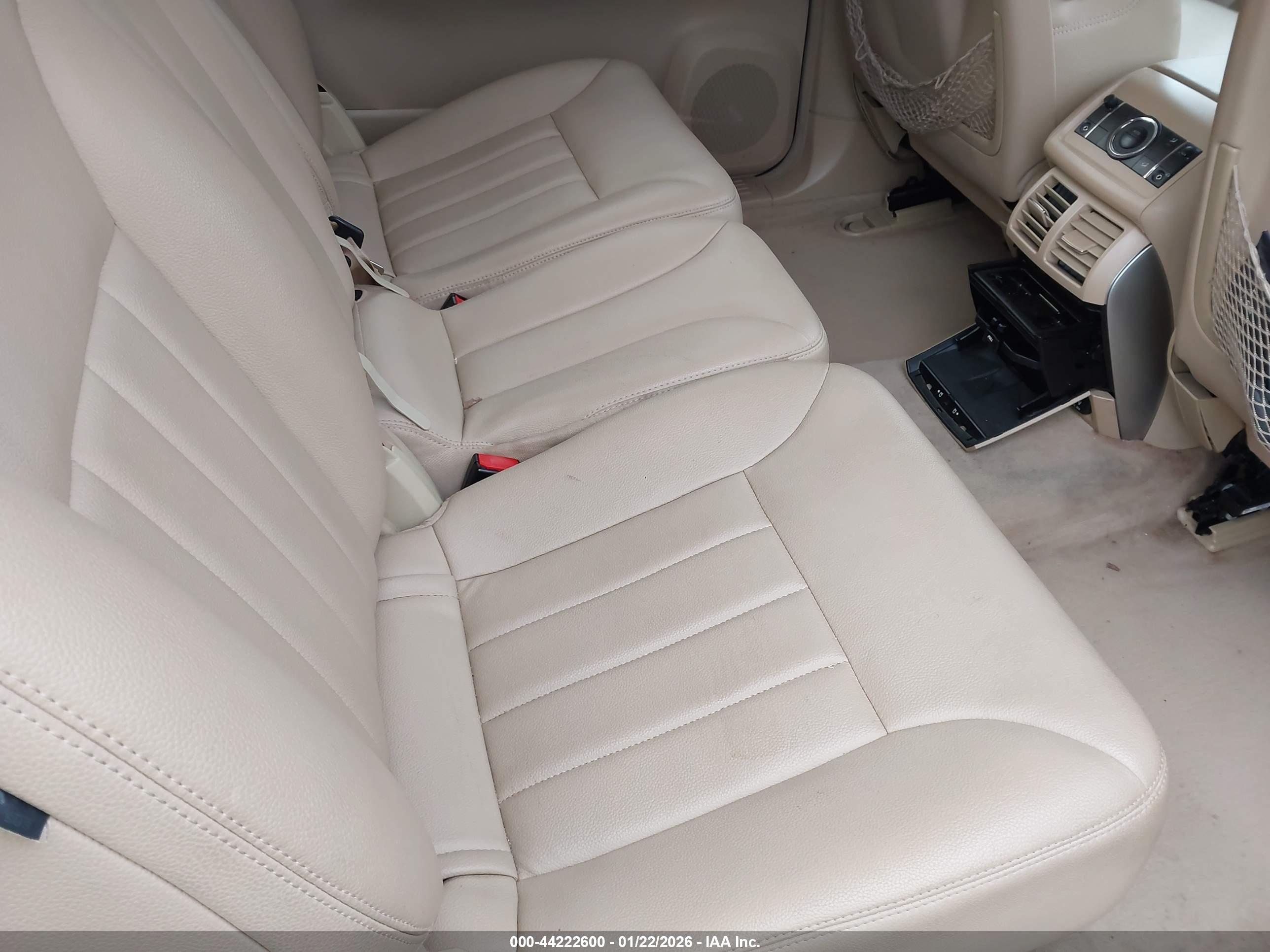 MERCEDES-BENZ R image 8