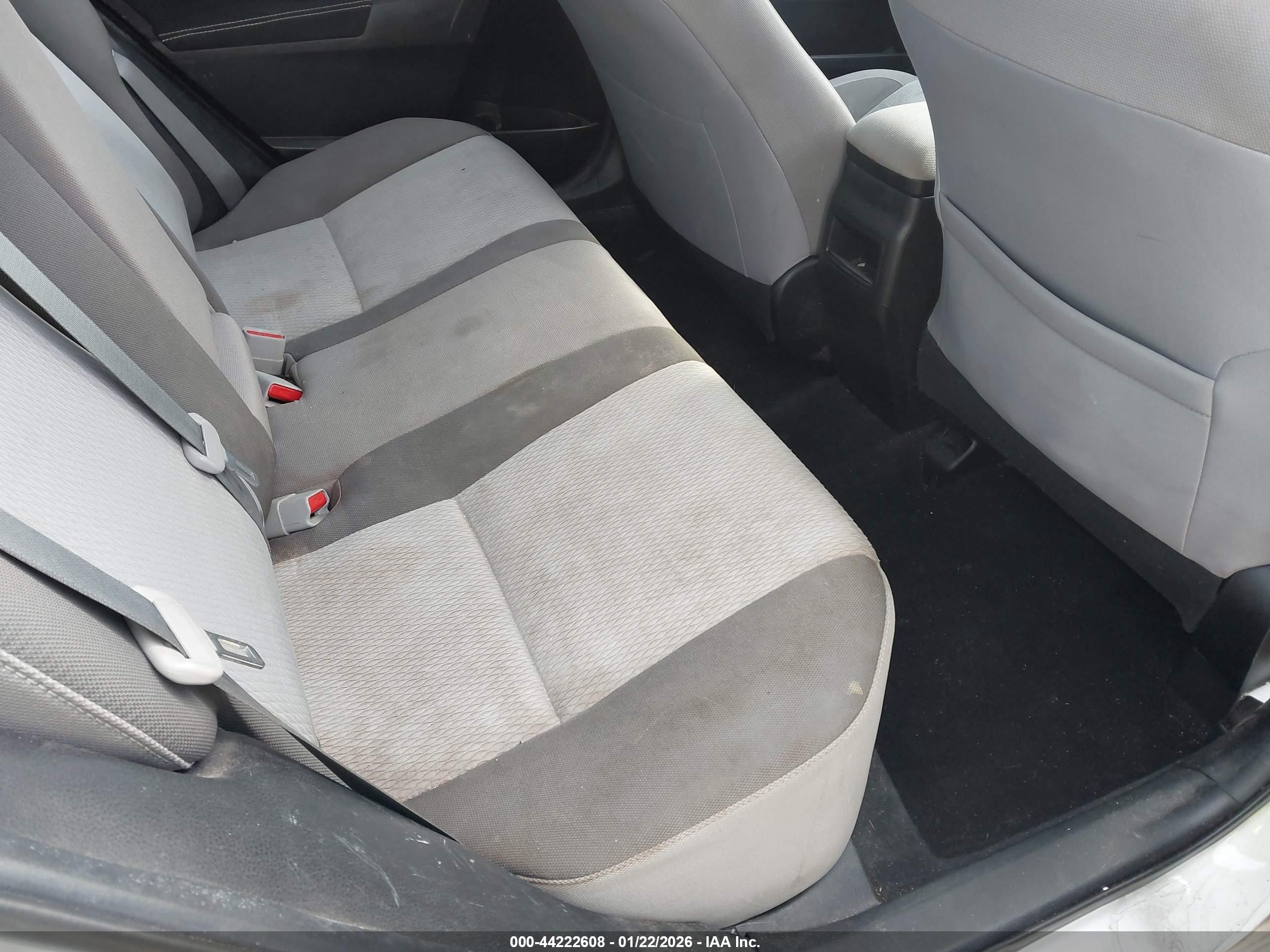 TOYOTA COROLLA image 8