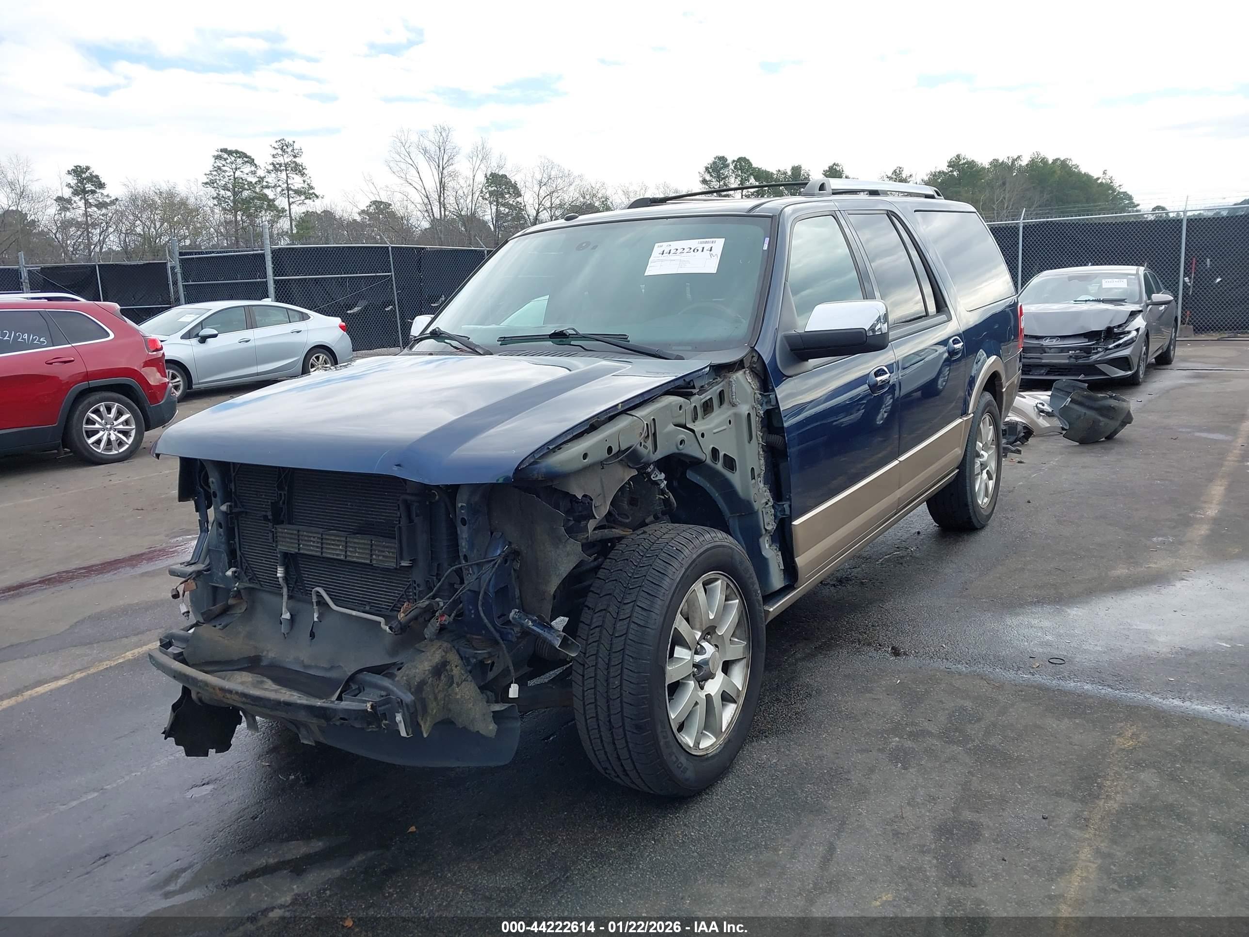 FORD EXPEDITION image 2