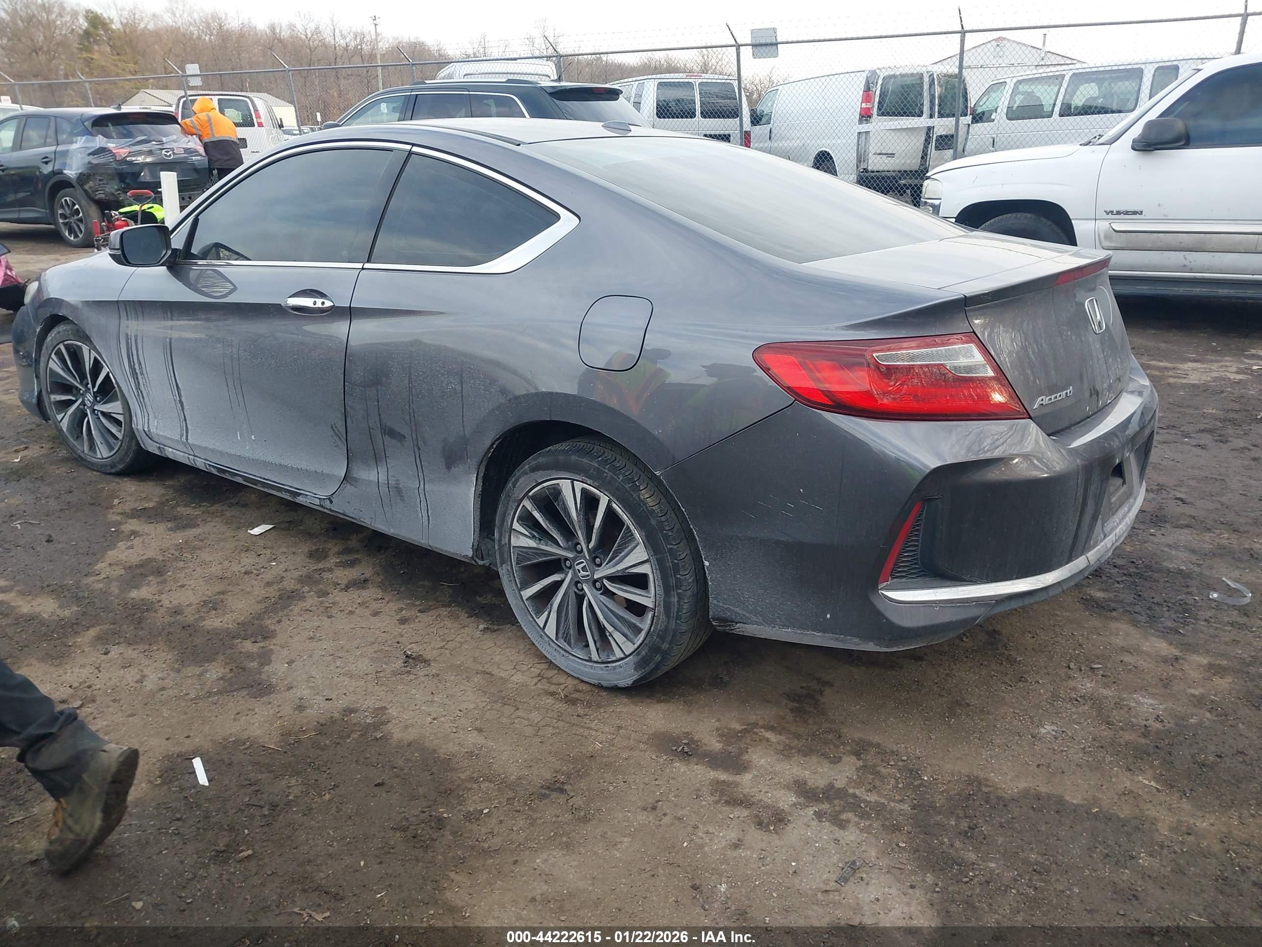 HONDA ACCORD image 3