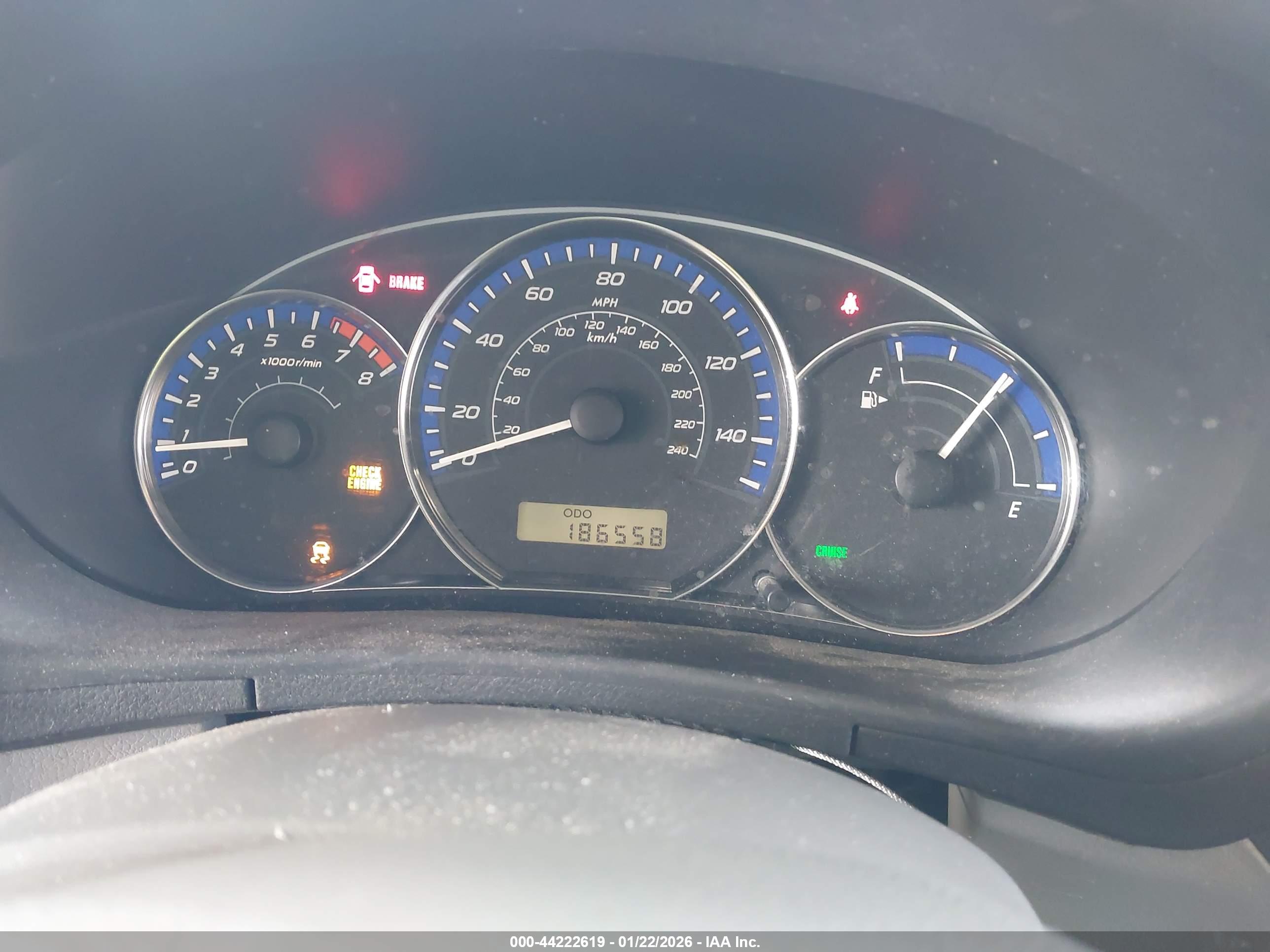SUBARU FORESTER image 7