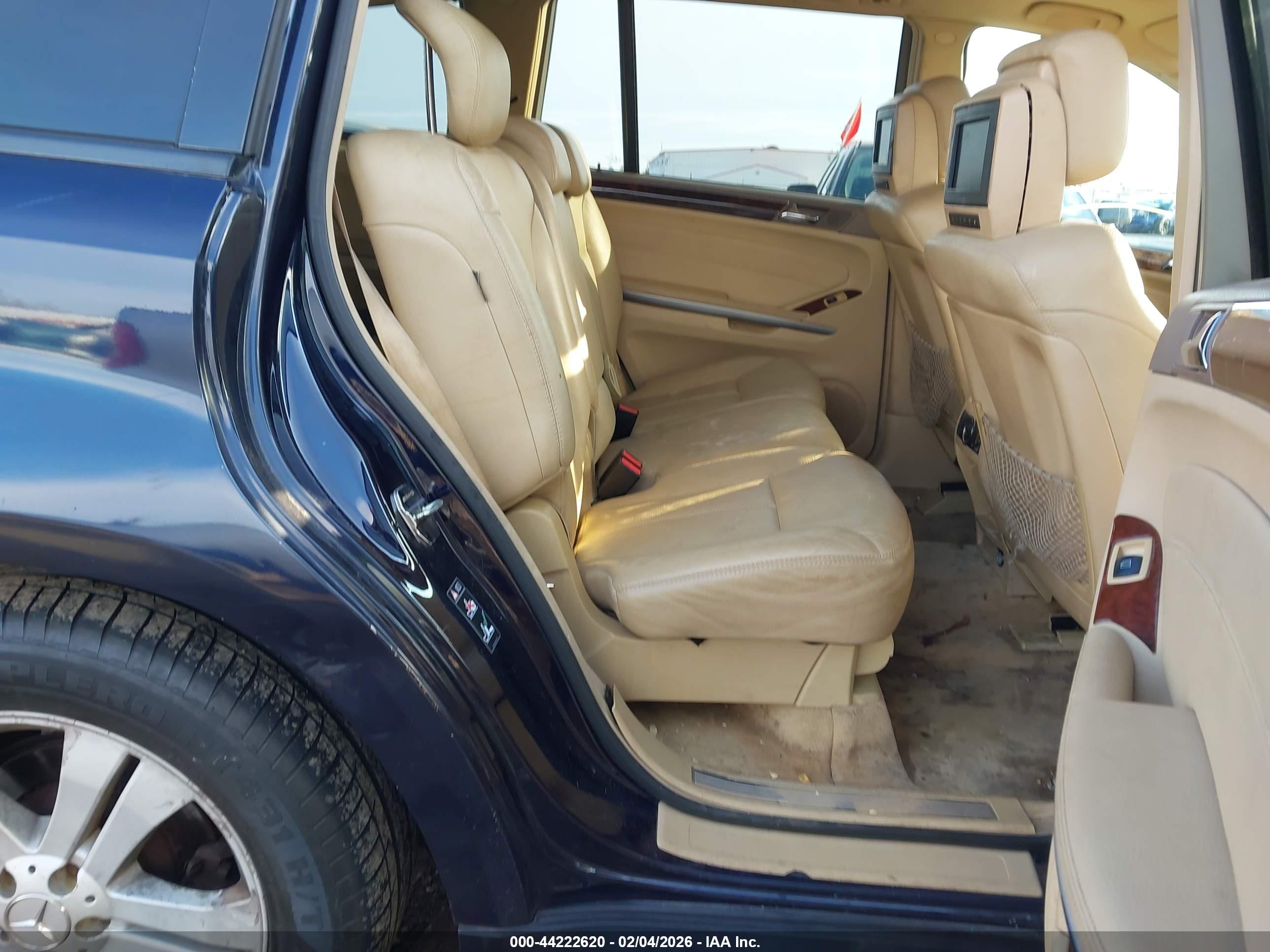 MERCEDES-BENZ GL image 8