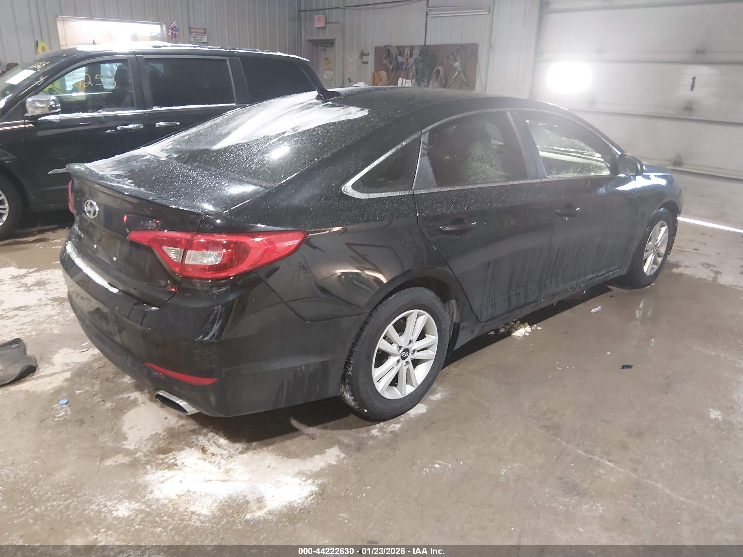HYUNDAI SONATA image 4