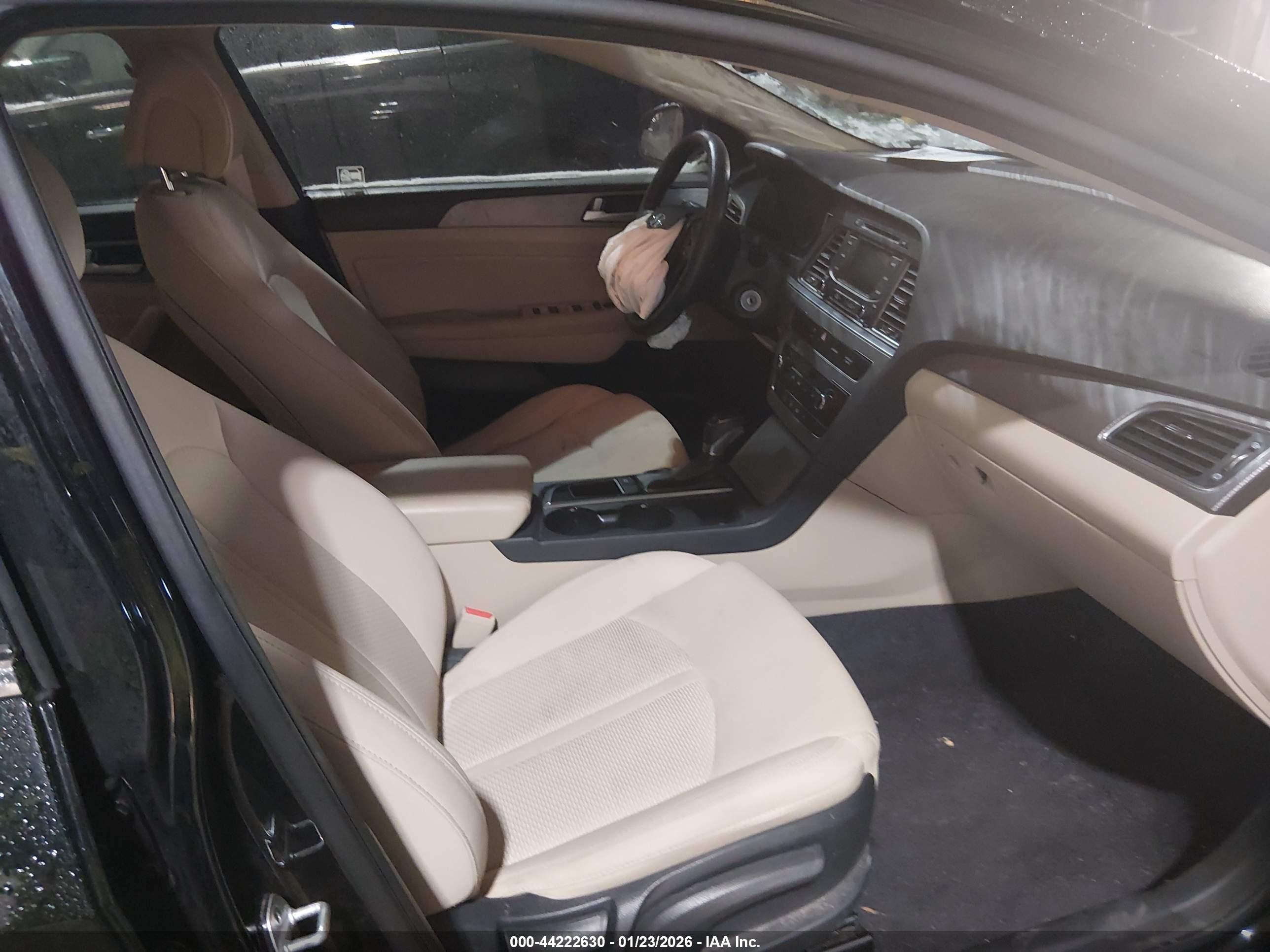 HYUNDAI SONATA image 5