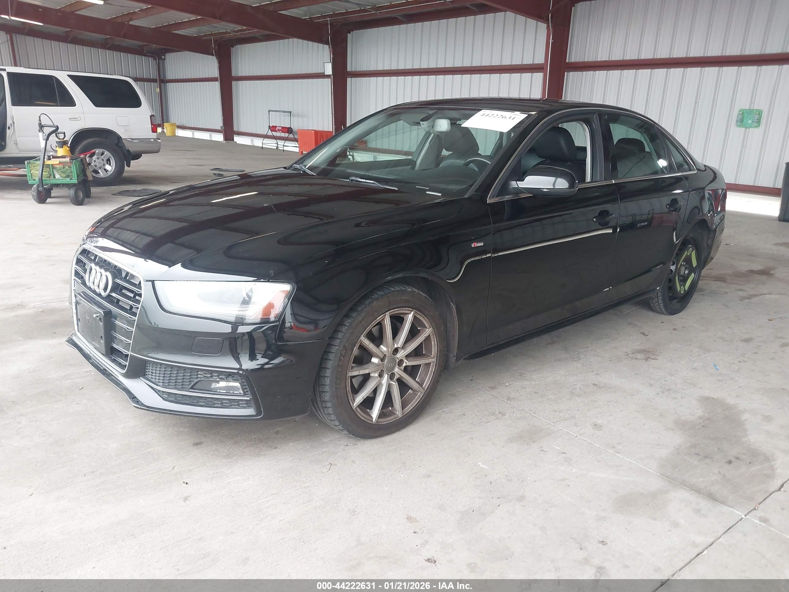 AUDI A4 image 2