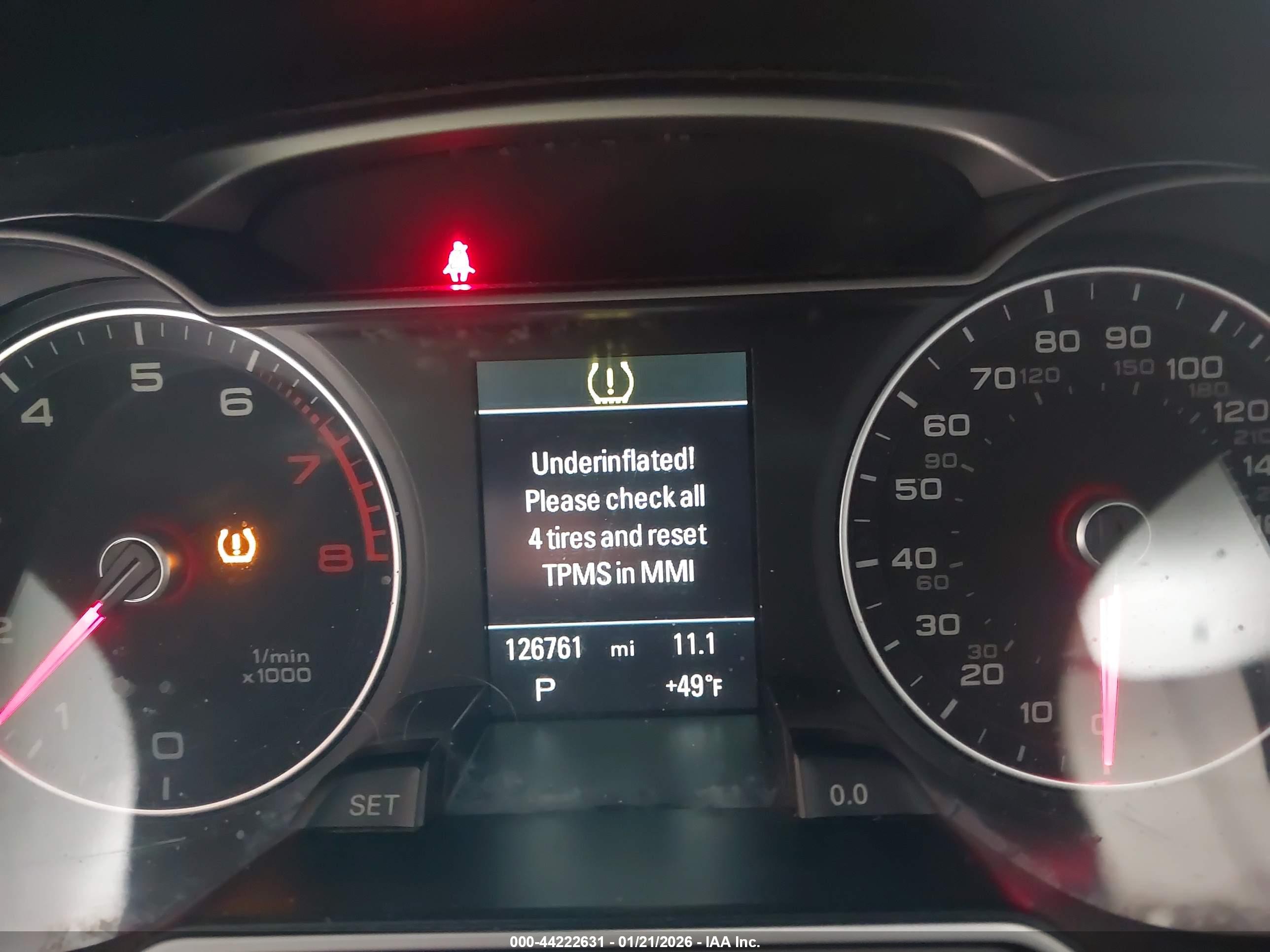 AUDI A4 image 7