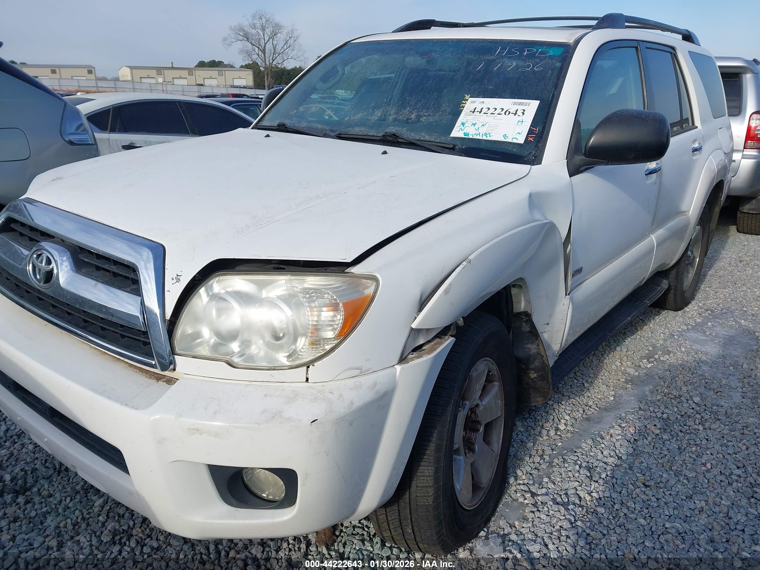 TOYOTA 4RUNNER image 6
