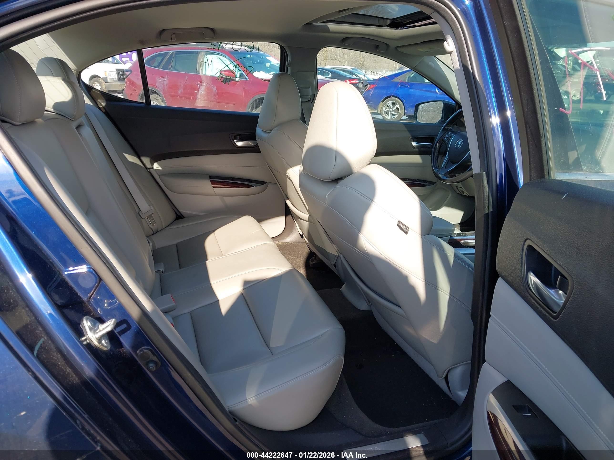 ACURA TLX image 8