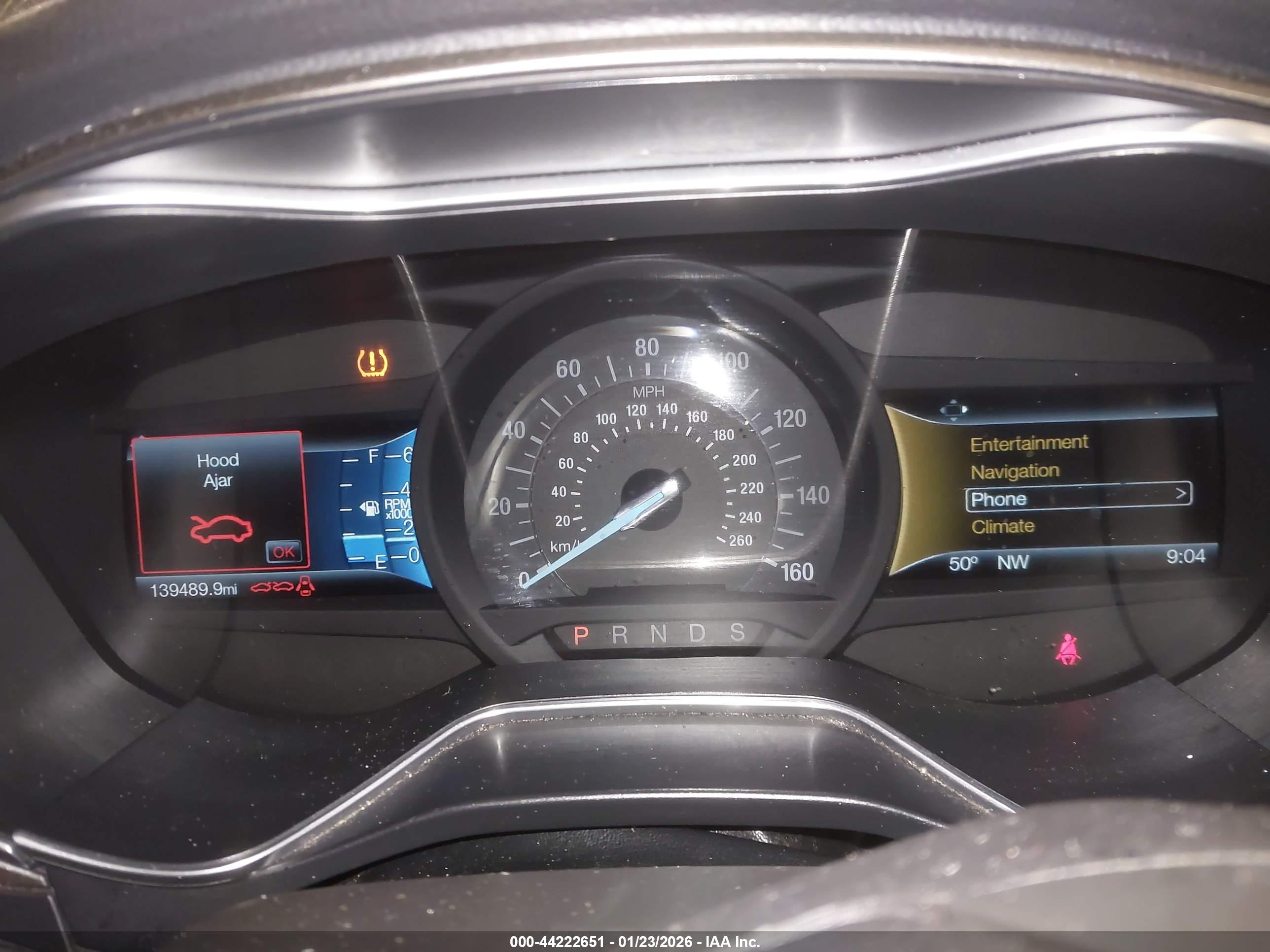 FORD FUSION image 7