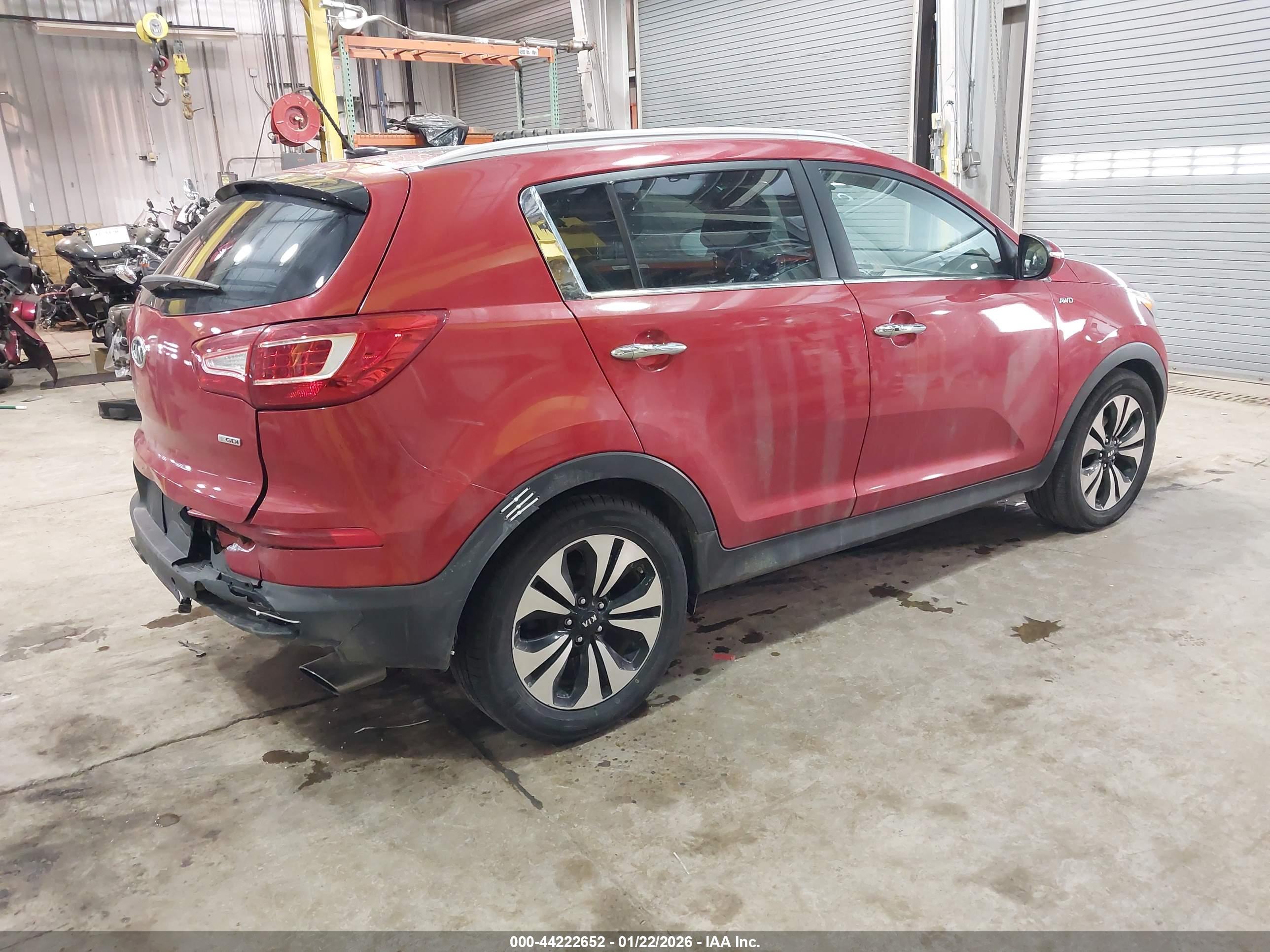 KIA SPORTAGE image 4