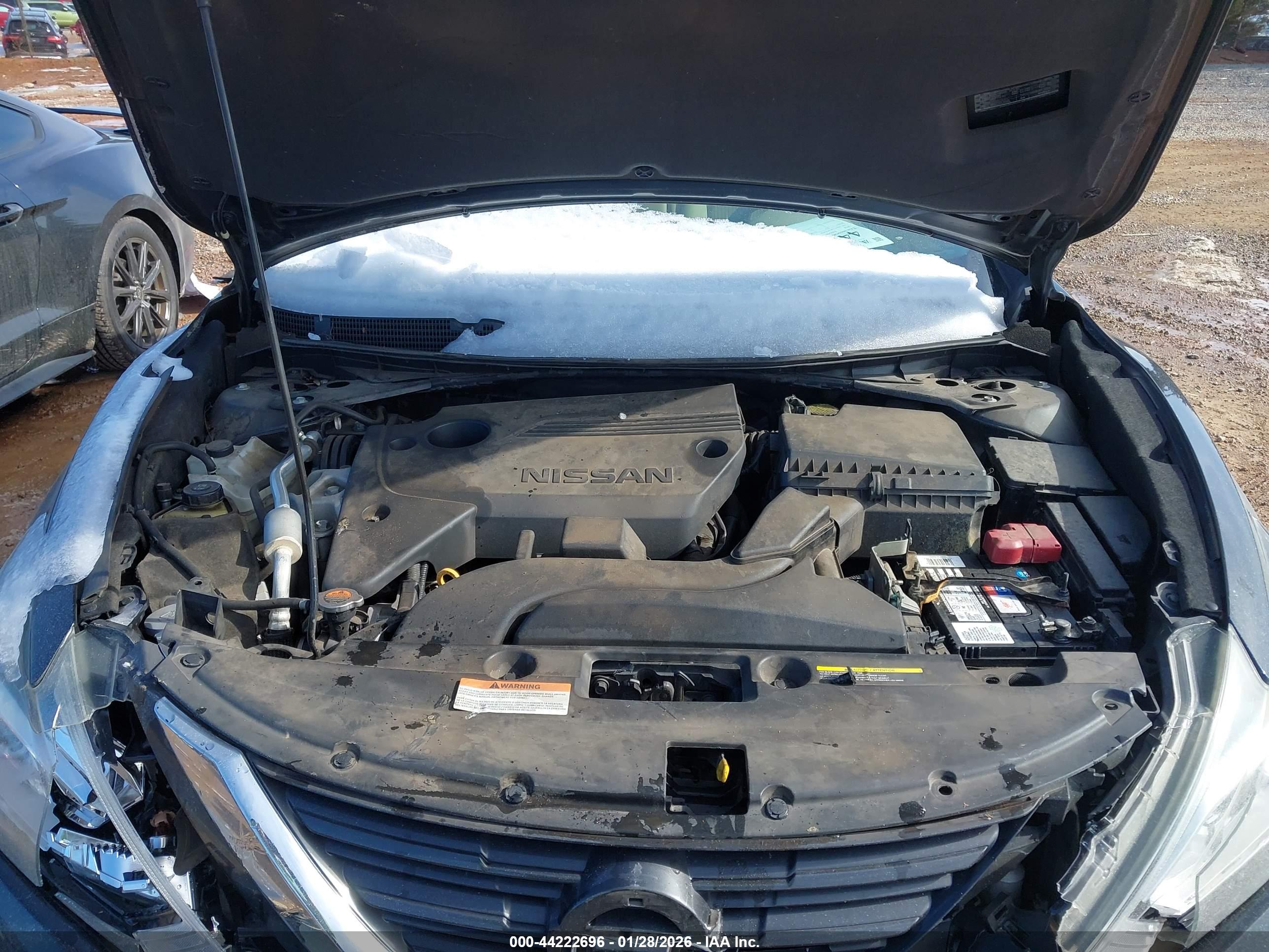 NISSAN ALTIMA image 10