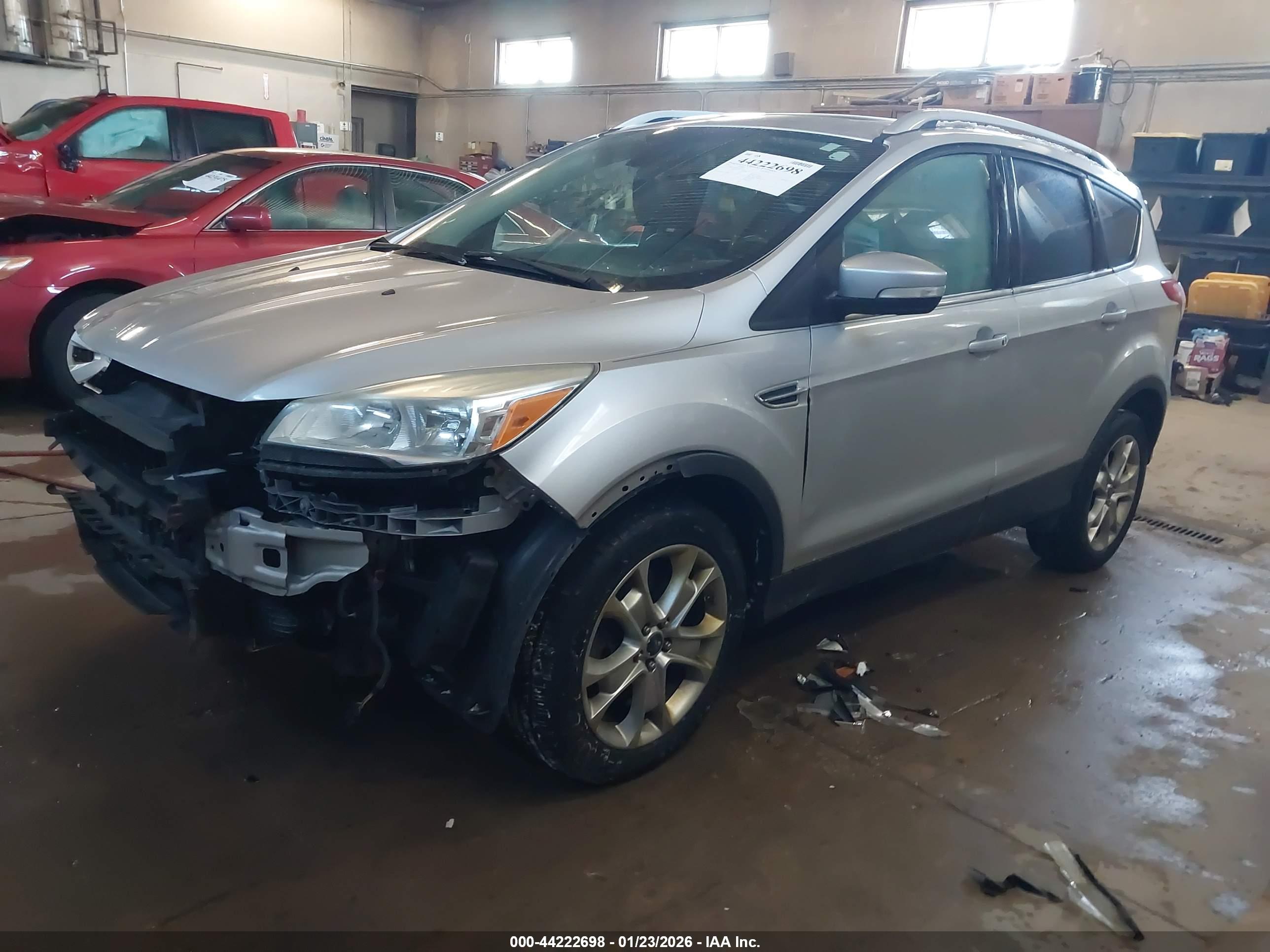 FORD ESCAPE image 2