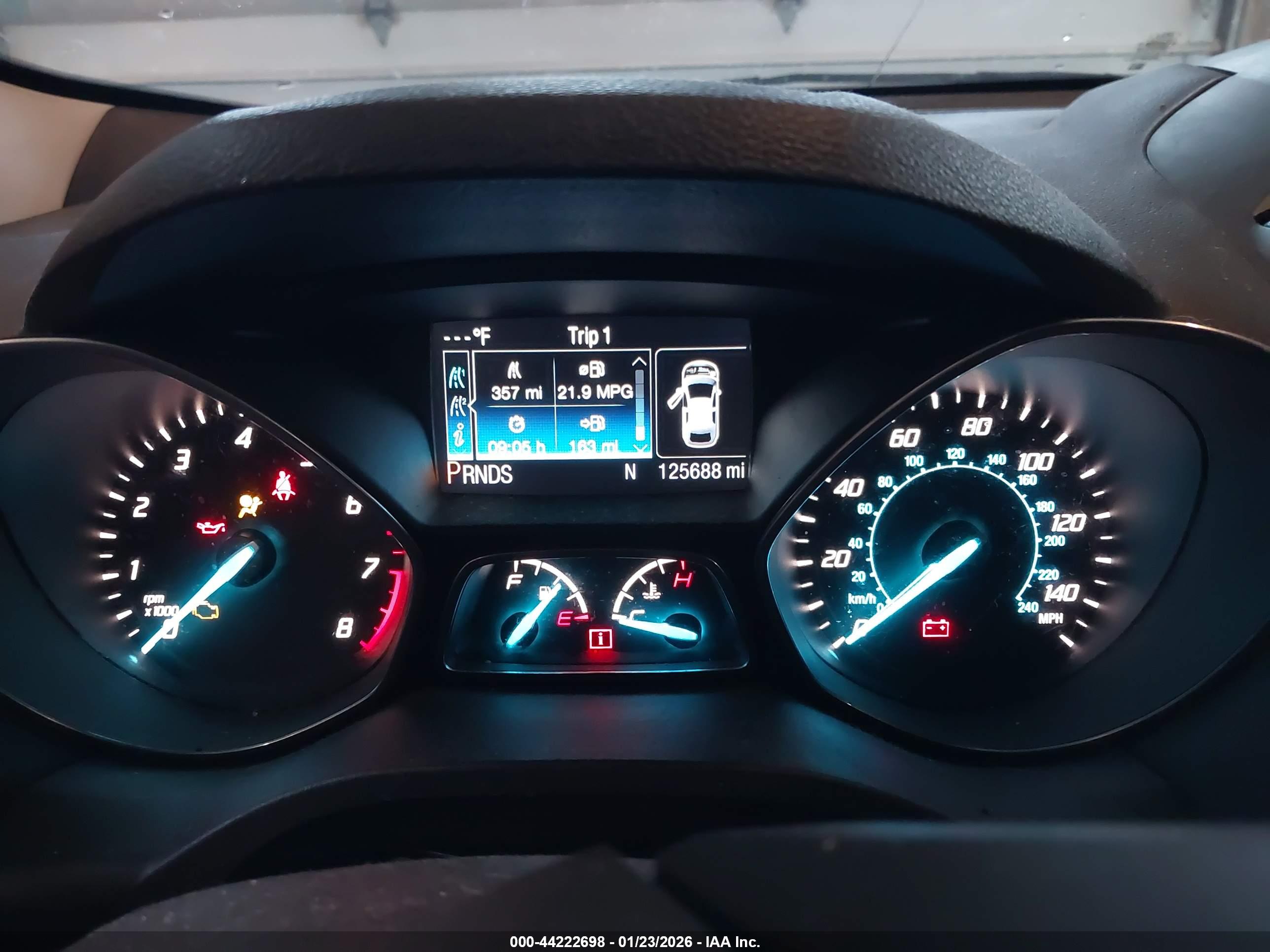 FORD ESCAPE image 7