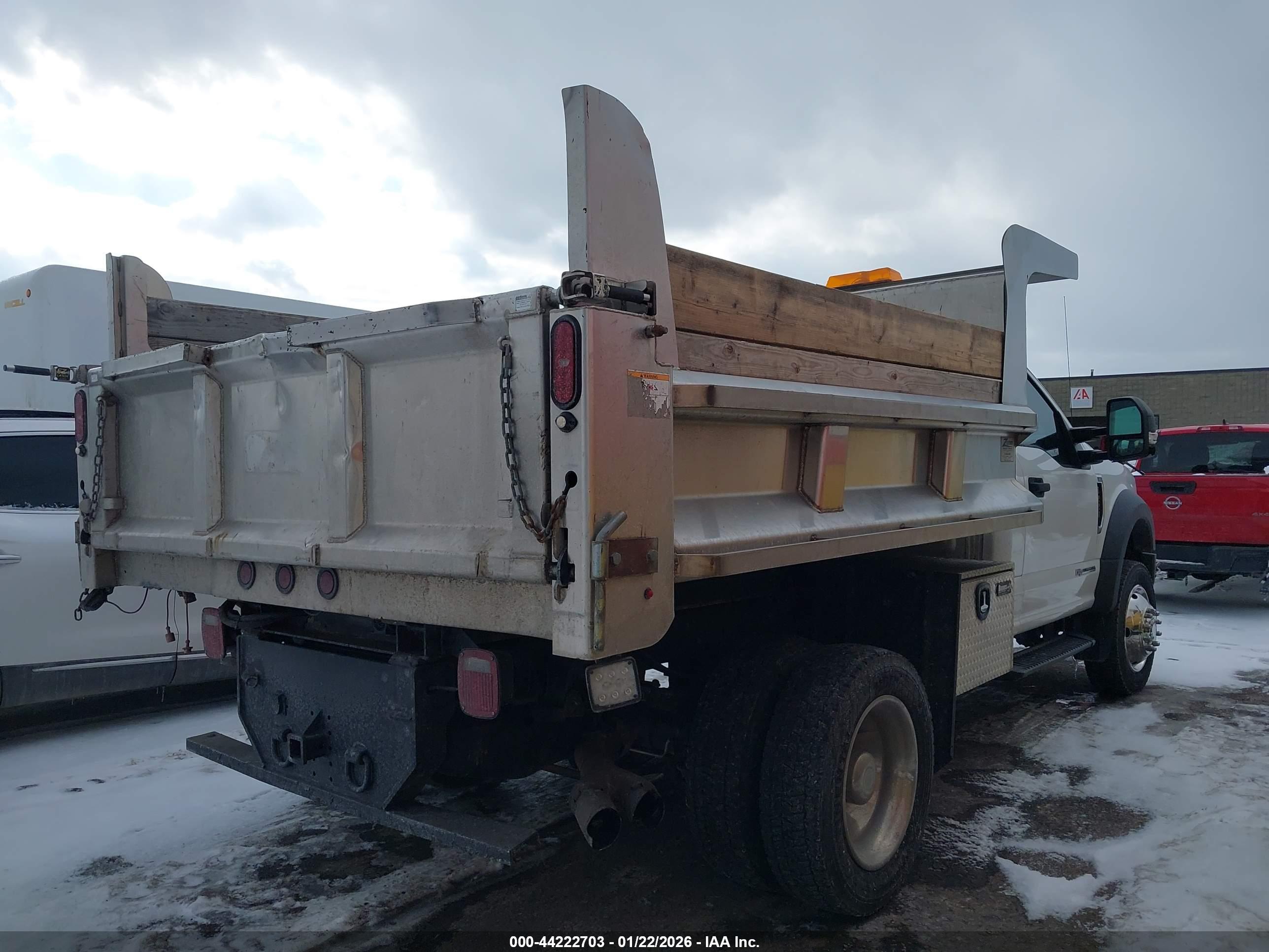 FORD F-550 image 4