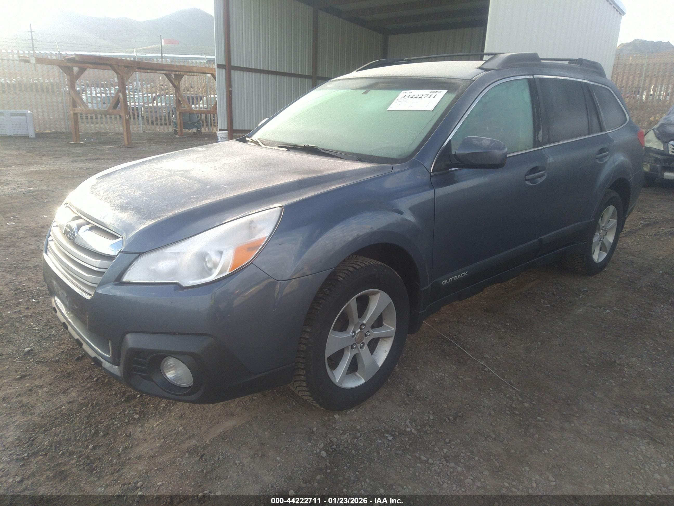 SUBARU OUTBACK image 2