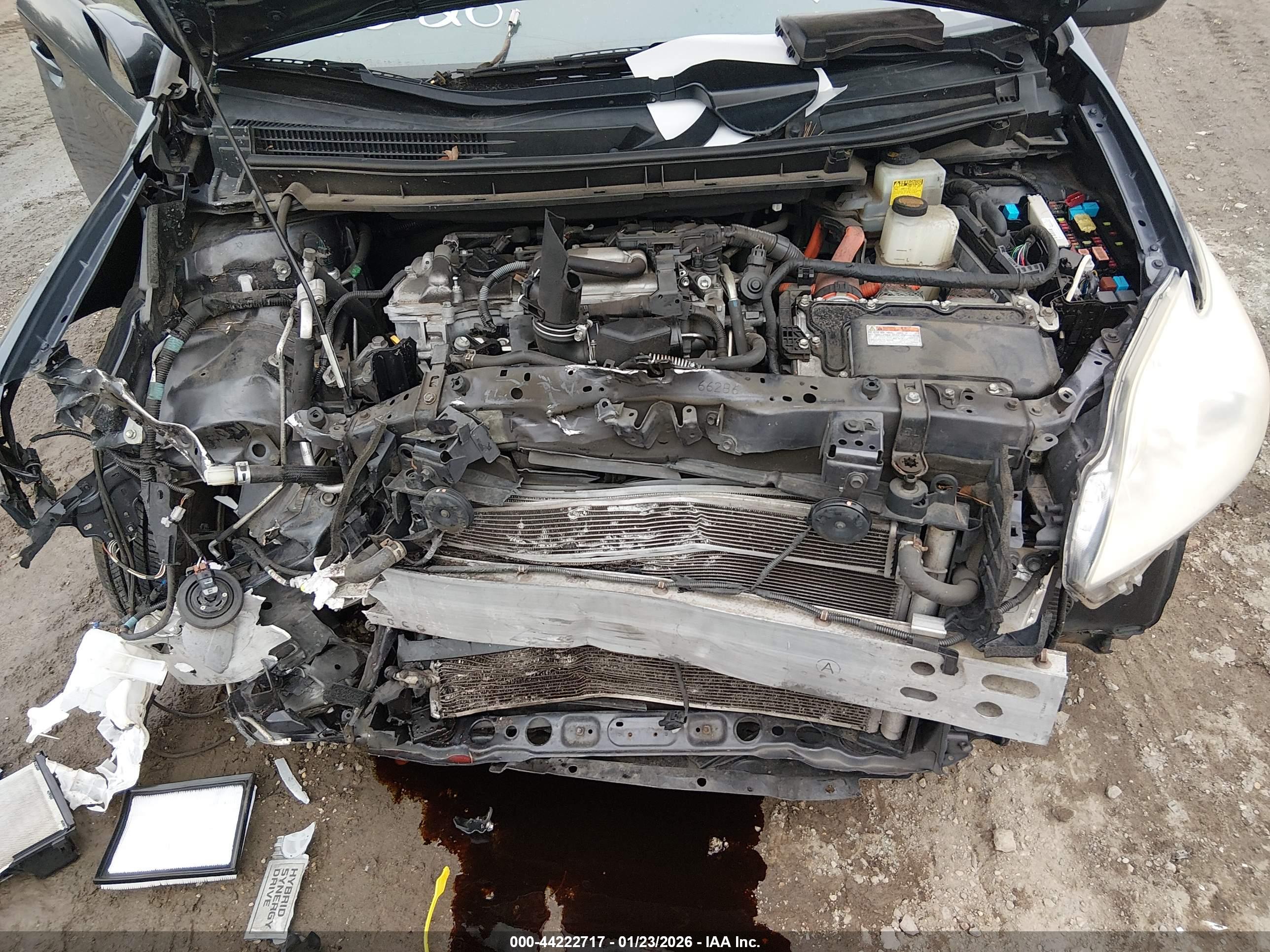 TOYOTA PRIUS image 10