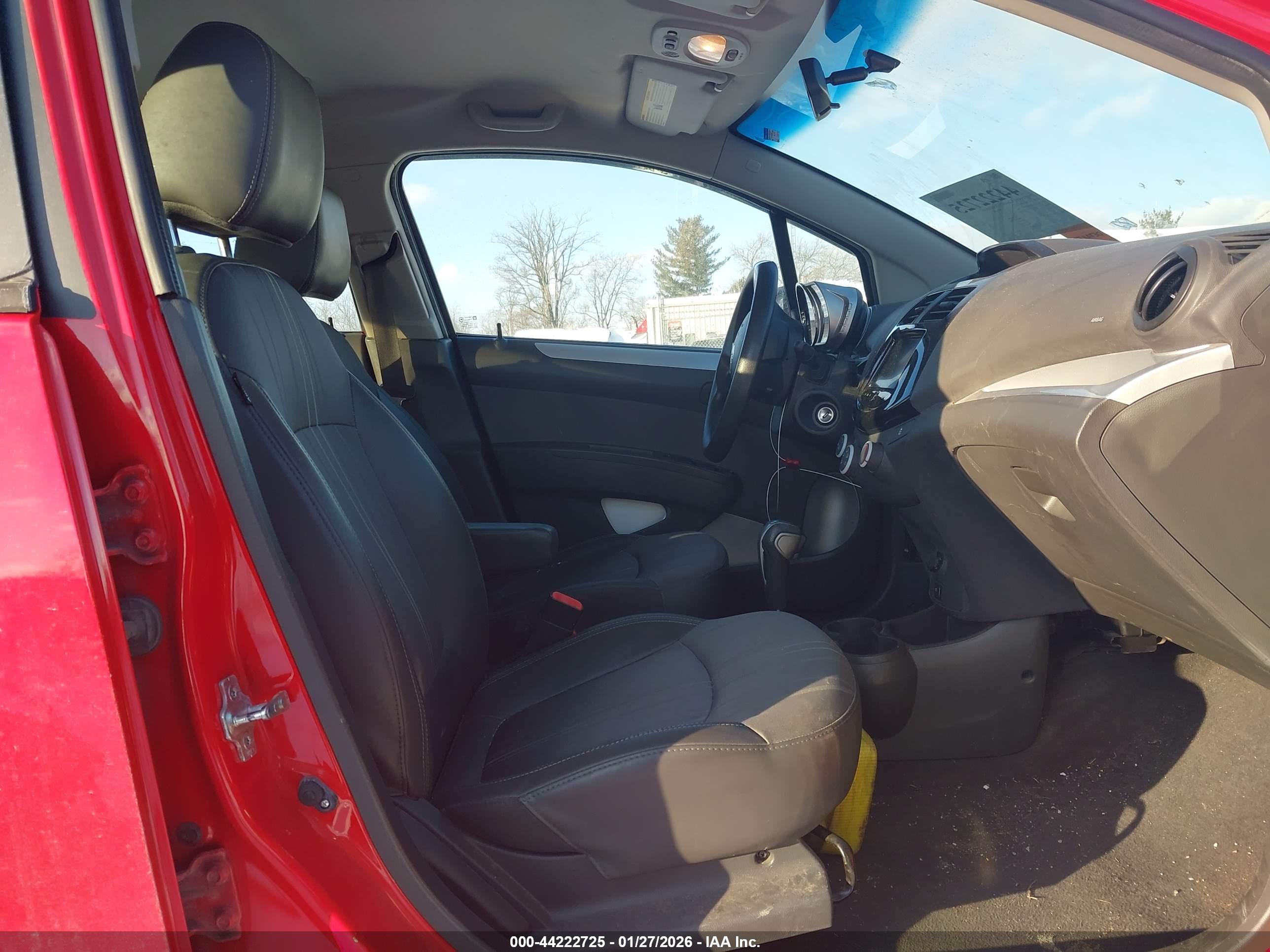 CHEVROLET SPARK image 5